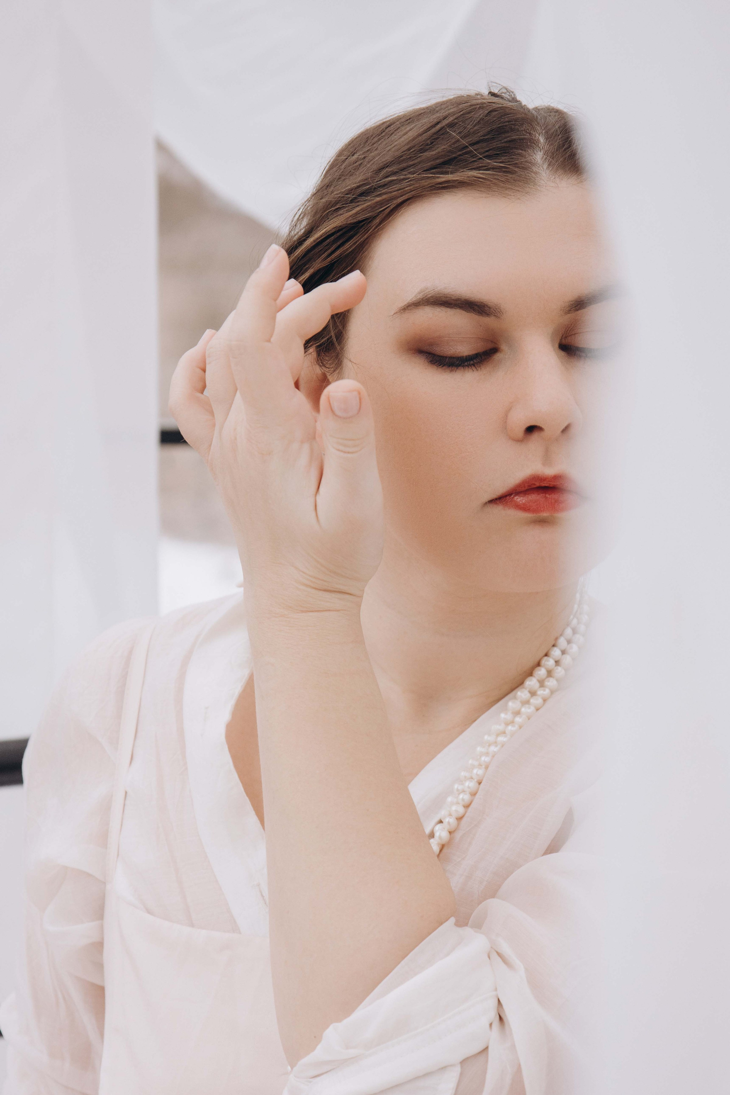 В студии. Фотограф Владивосток | Фотокниги на заказ с доставкой по всей России