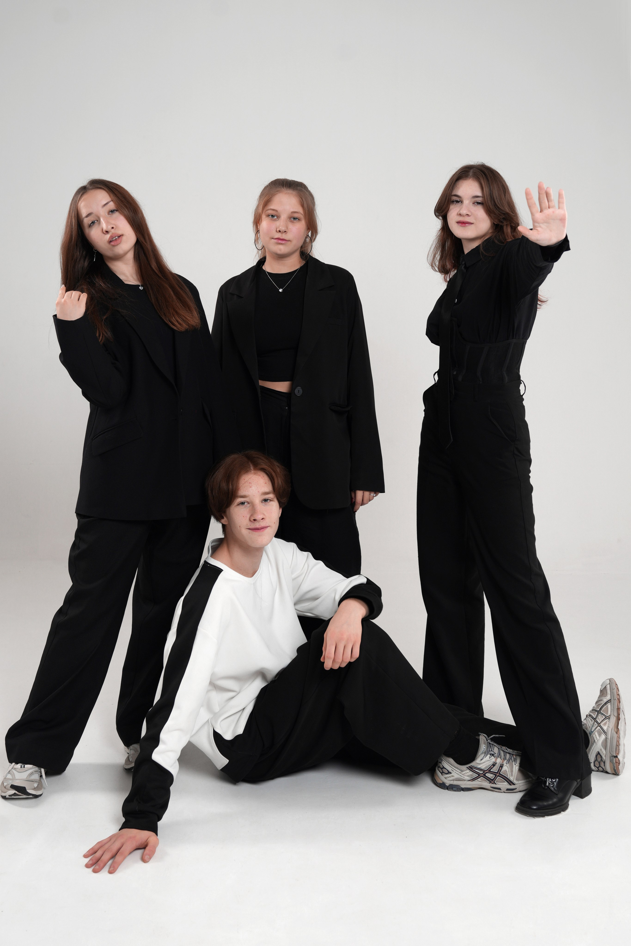 ФОТОСЕССИЯ В СТУДИИ. Школьная фотография в Санкт-Петербурге, выпускные альбомы, фотосессии