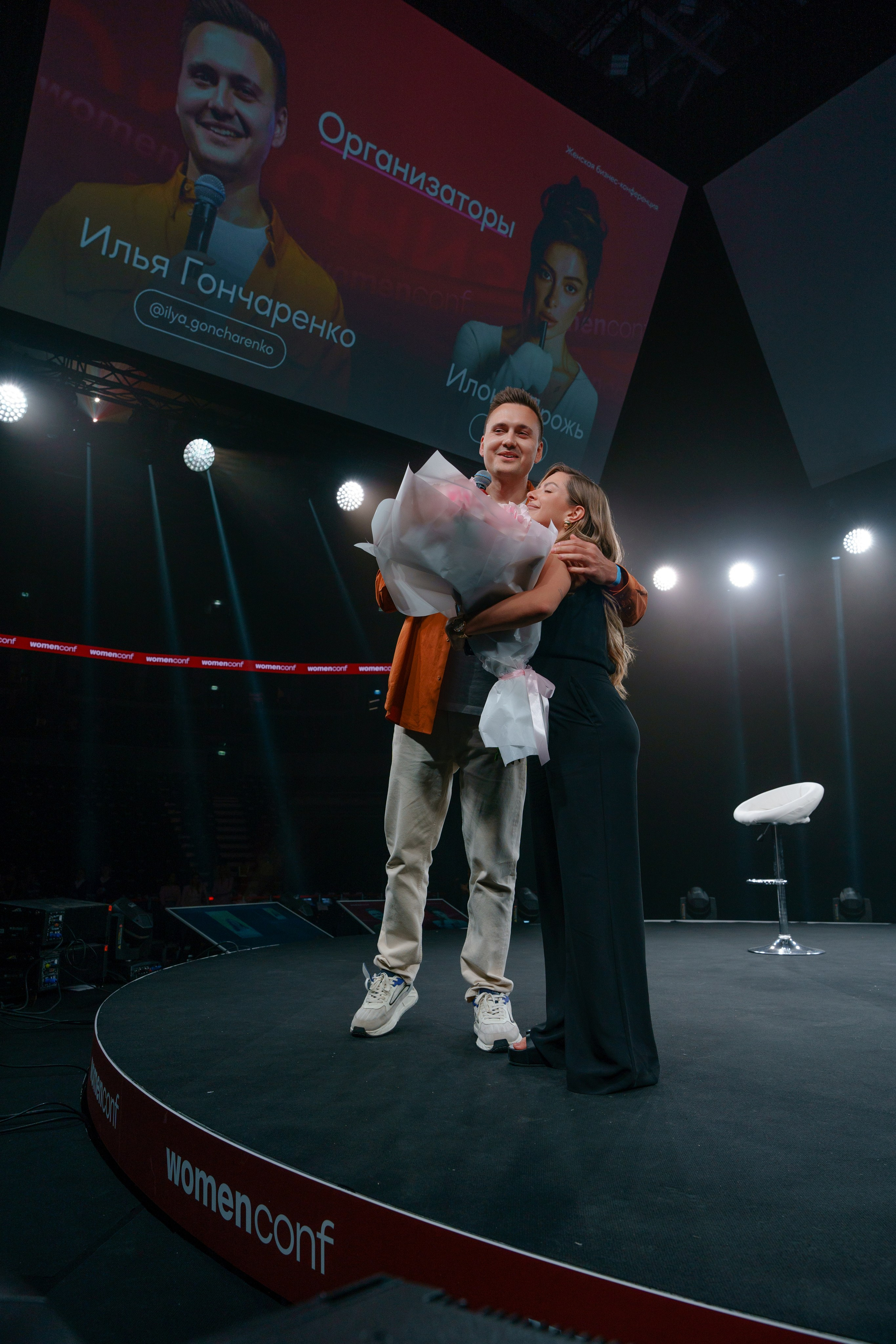 Фотограф на самую масштабную женскую конференцию в России WomenConf. Репортажный фотограф Москва Сергей Дружинин