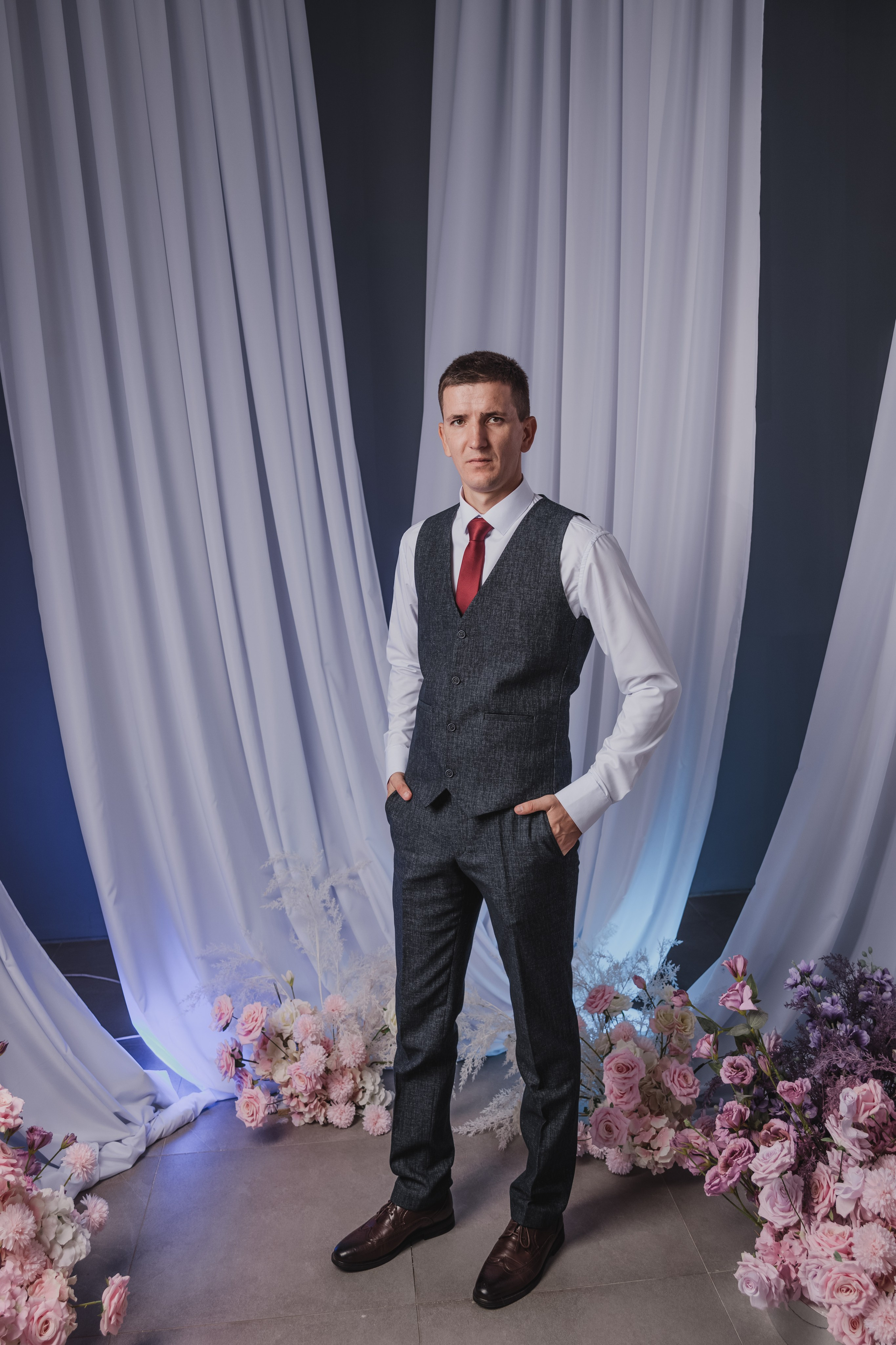 Свадебная фотосессия в фотостудии г. Саратова Яна и Сергей 28.08.2024. Свадебный фотограф, портретный фотограф в Москве и Саратове Оксана Анциферова