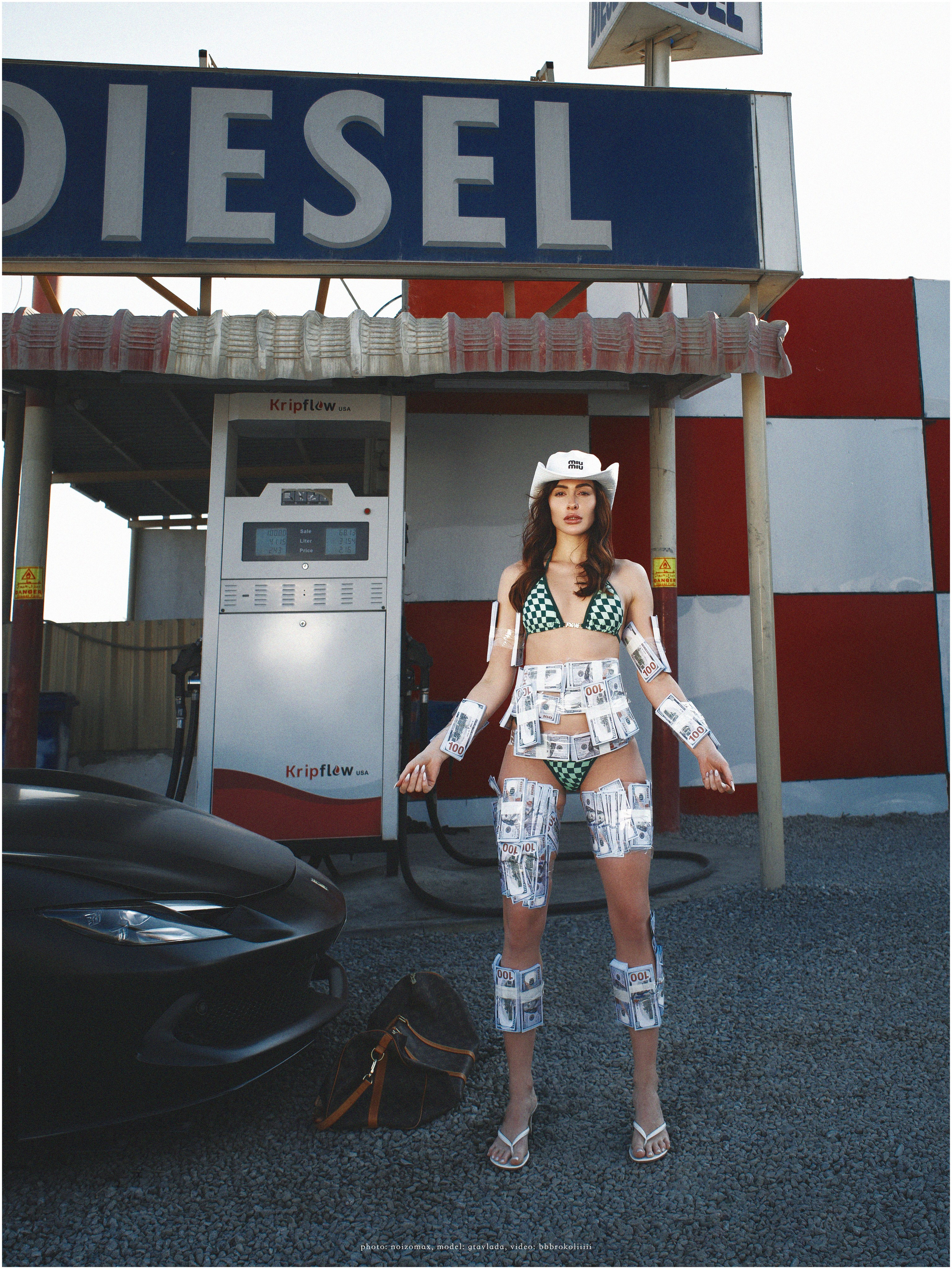 Фотограф Москва. NOIZOMAX Художественный фотограф в Дубай и по всему Миру