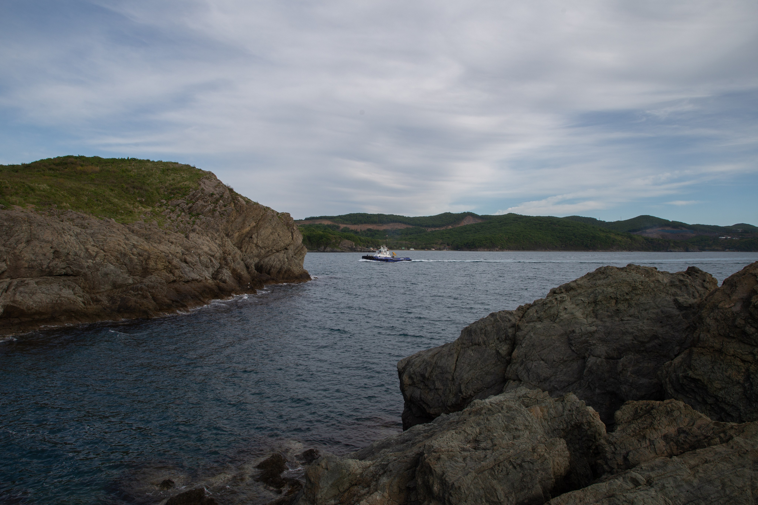 Съемка с Машей и Сашулей на мысе Полосатик. Ирина Чернова — портретный фотограф и маркетолог из Владивостока