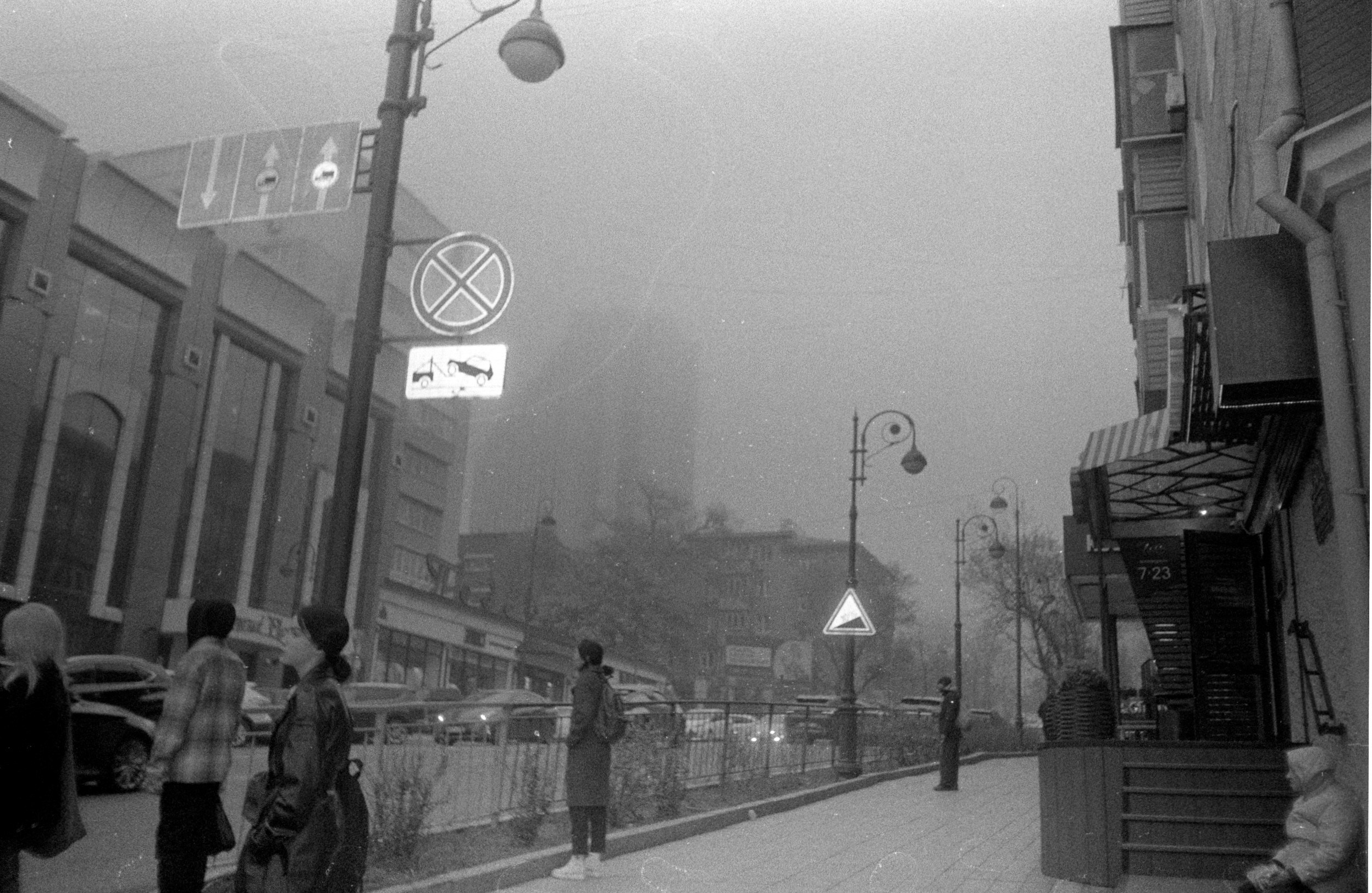 Плёнка весна-лето 2025. Ирина Чернова — портретный фотограф и маркетолог из Владивостока