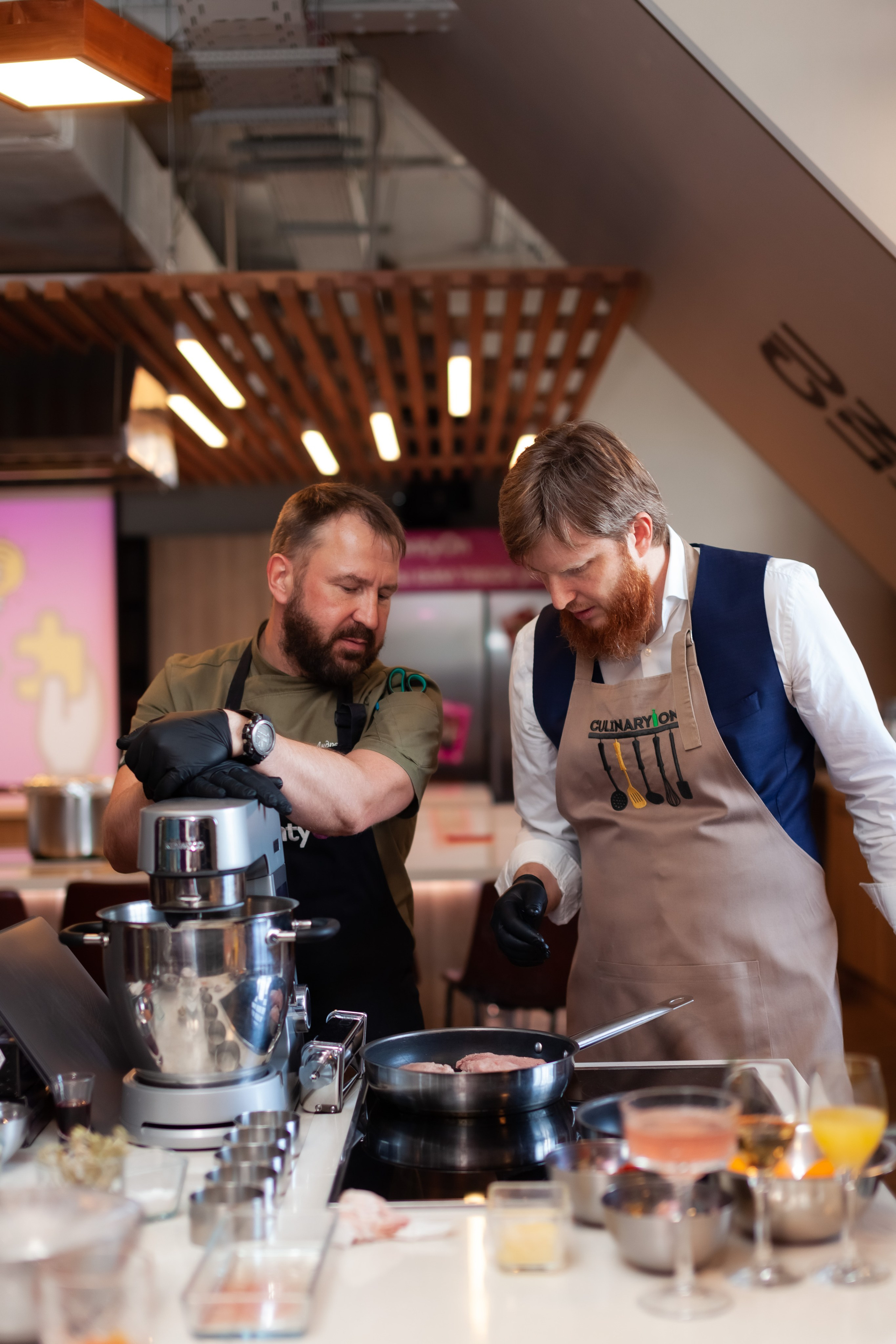 SimoDent — корпоратив. Двойняшки-фотографы Анна и Анастасия в Санкт-Петербурге