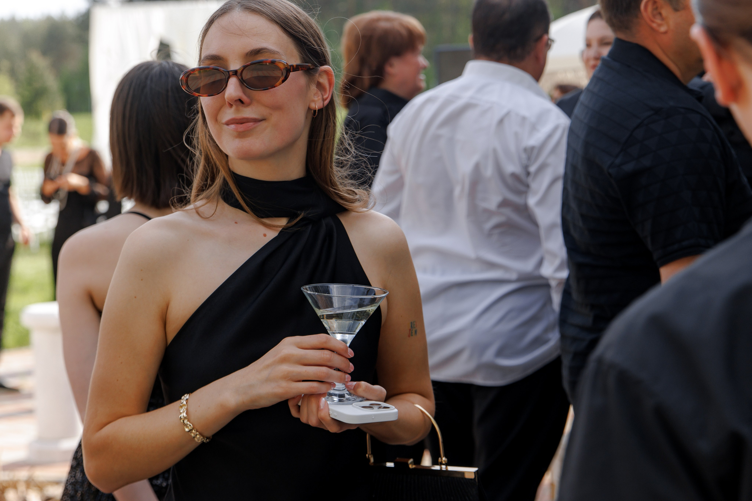 Свадьба в Ярославле — серия парк отель Мазай, выездная регистрация, кавер группа | Портфолио. Свадебный фотограф в Москве, Ярославле Виталий Квант