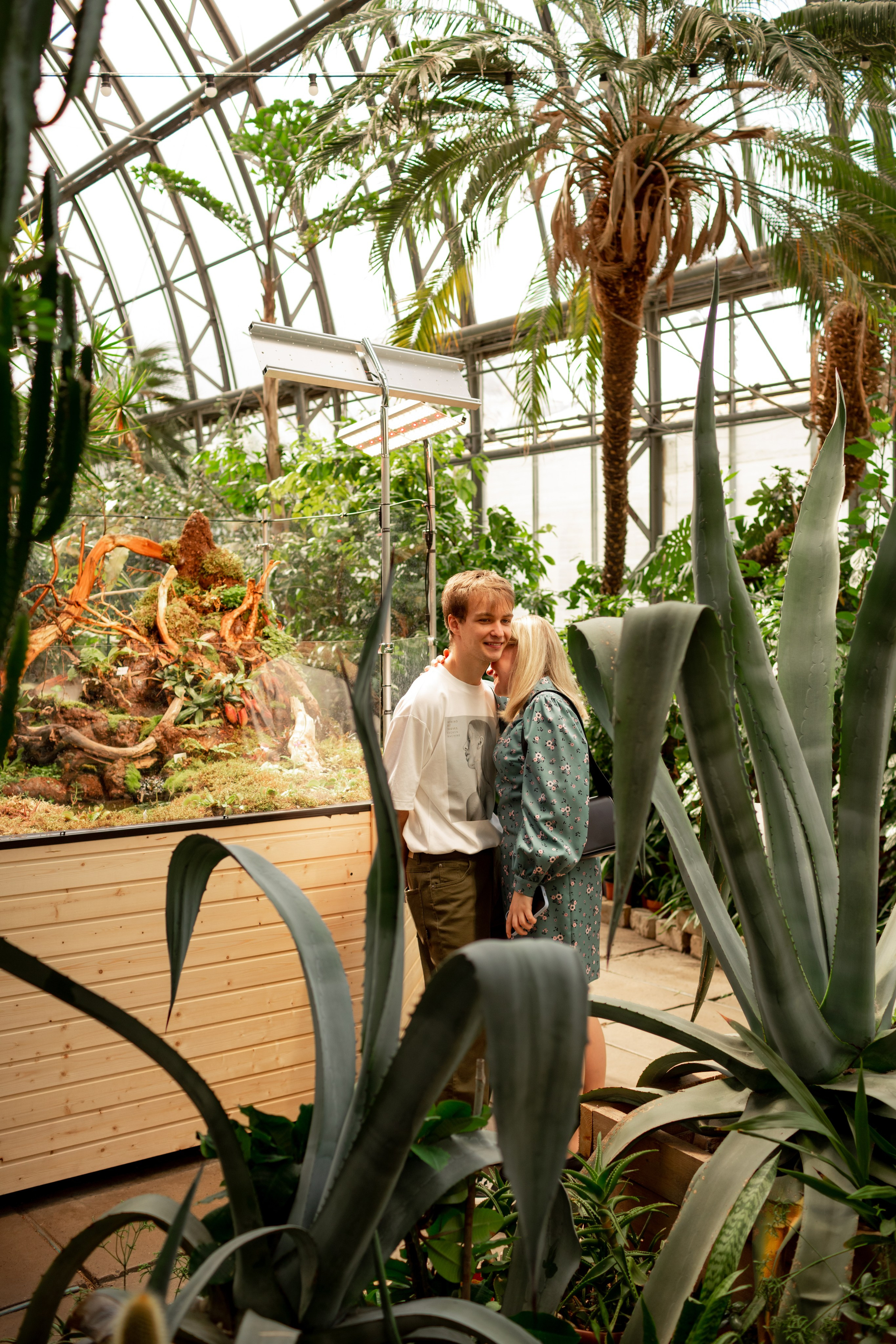 Выездная регистрация в Оранжерее Таврического сада. Свадебный фотограф Кирилл Белый