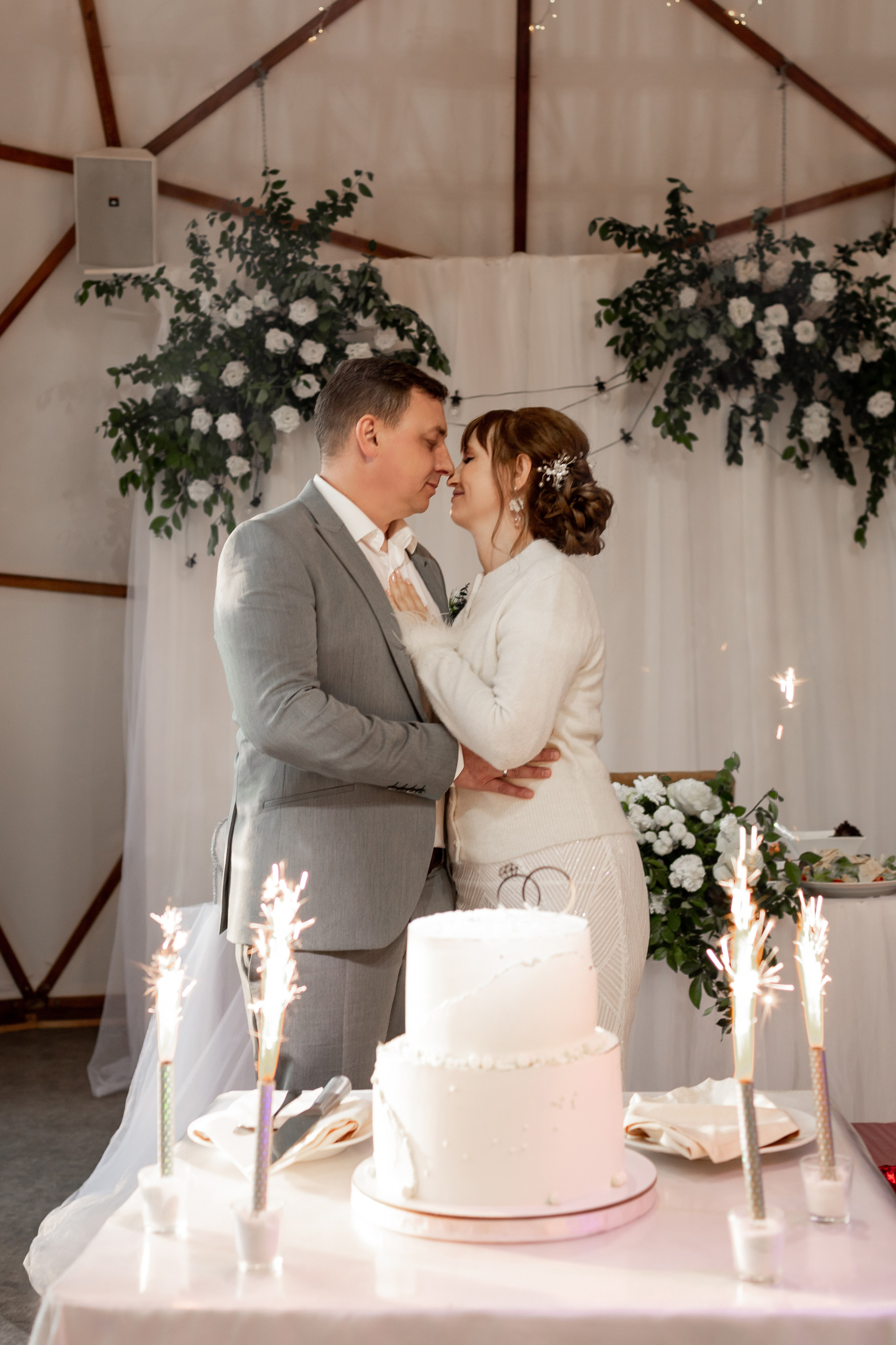 Свадебная фотосессия на загородной площадке. Свадебный фотограф Кирилл Белый