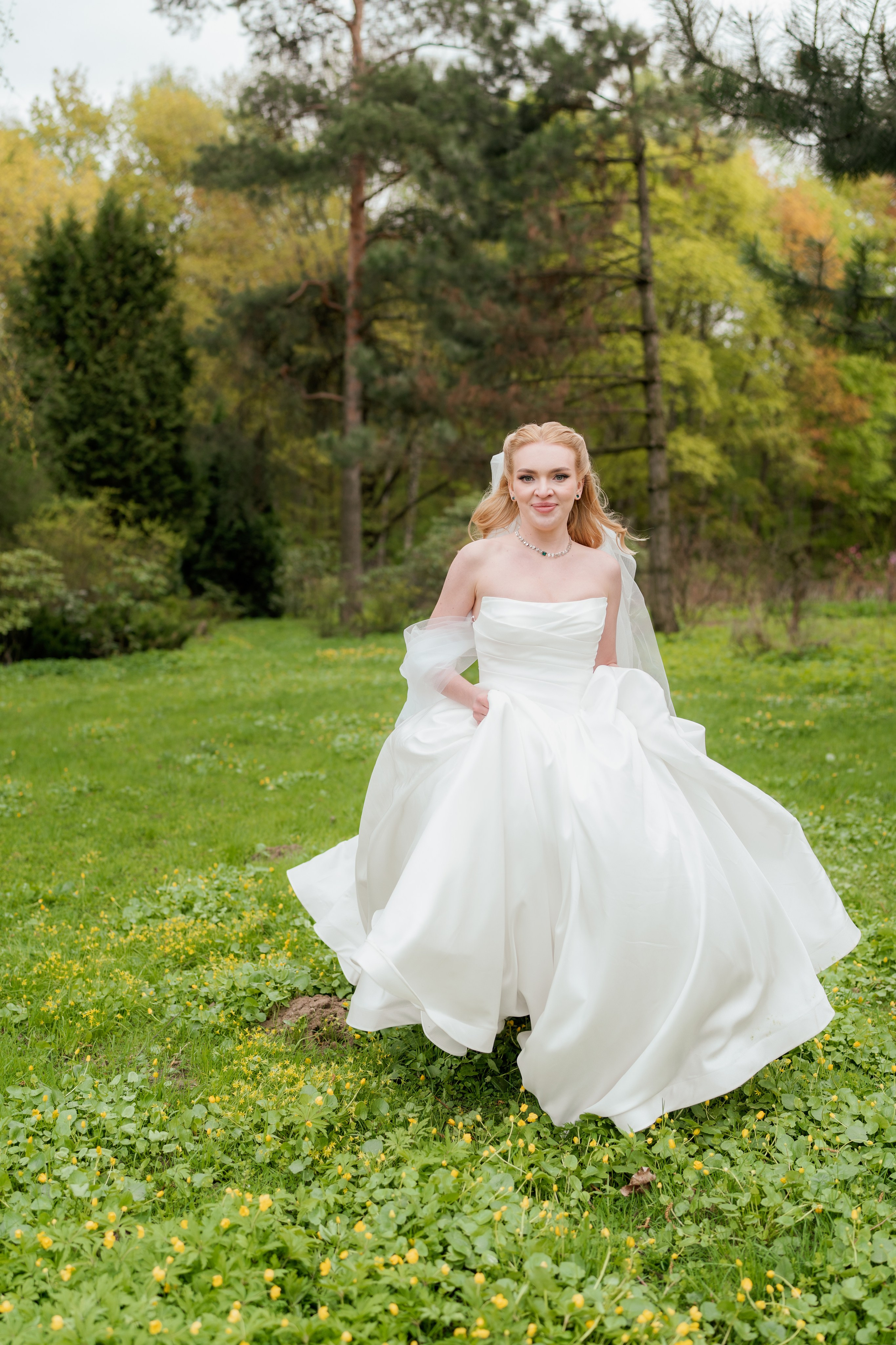 Алиса и Влад. Полный свадебный день (утро, усадьба, прогулка, выездная регистрация, банкет). Дата съемки 26.04.2025. Свадебный фотограф Москва