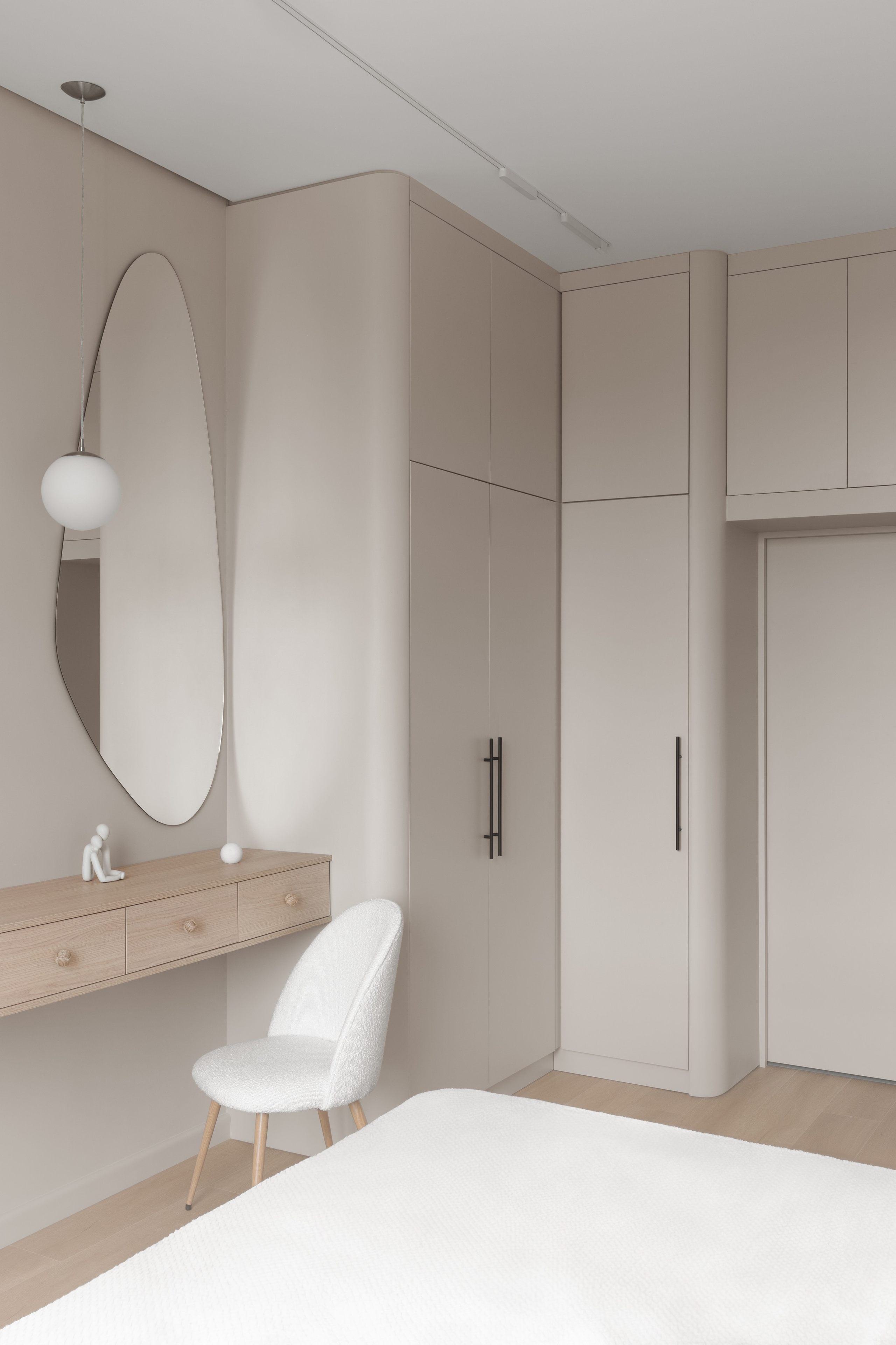 Фотосессия интерьера в Алматы и Астане, спальня в стиле минимализм для супружеской пары.