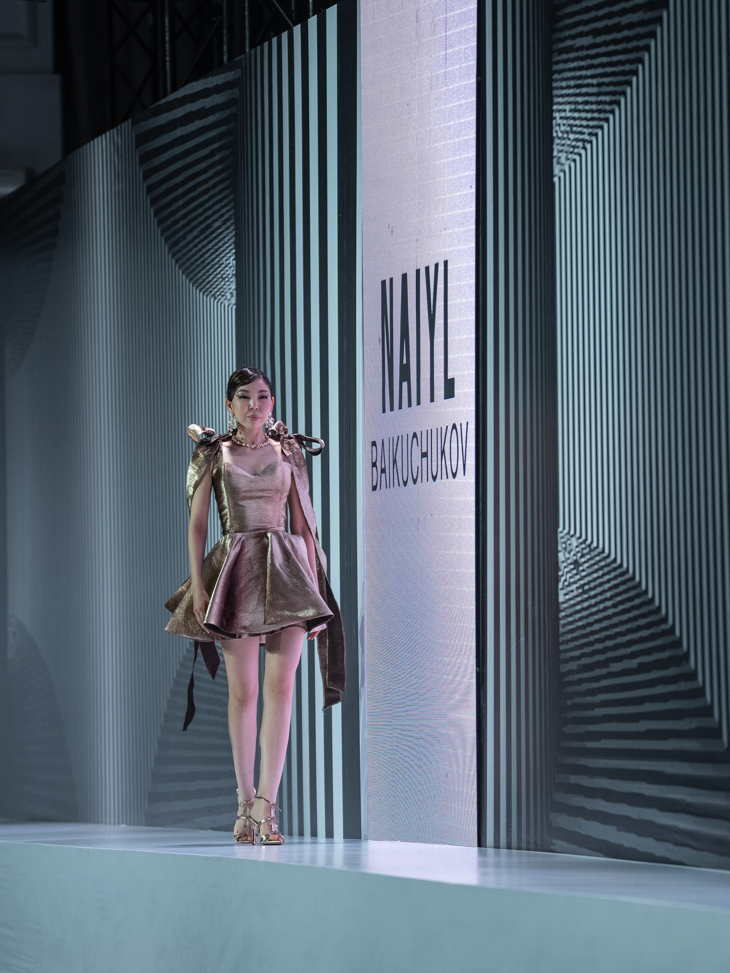 NAIYL BAIKUCHUKOV. Сайт Алматинского НЮ АРТ, будуар и фэшн фотографа Дениса Карпенко