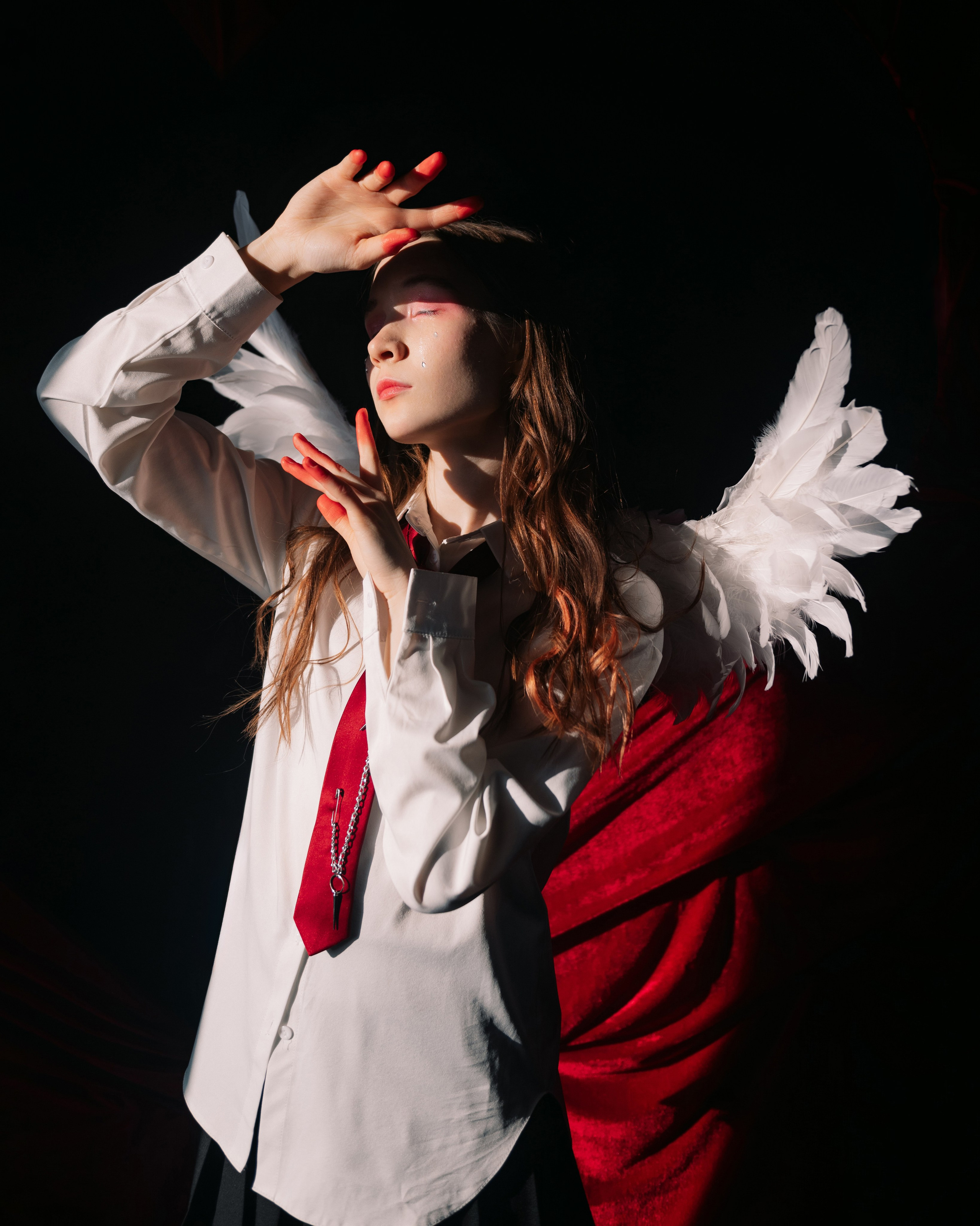 Фотосессия ангел с крыльями в фотостудии LEPOTA в г. Кемерово