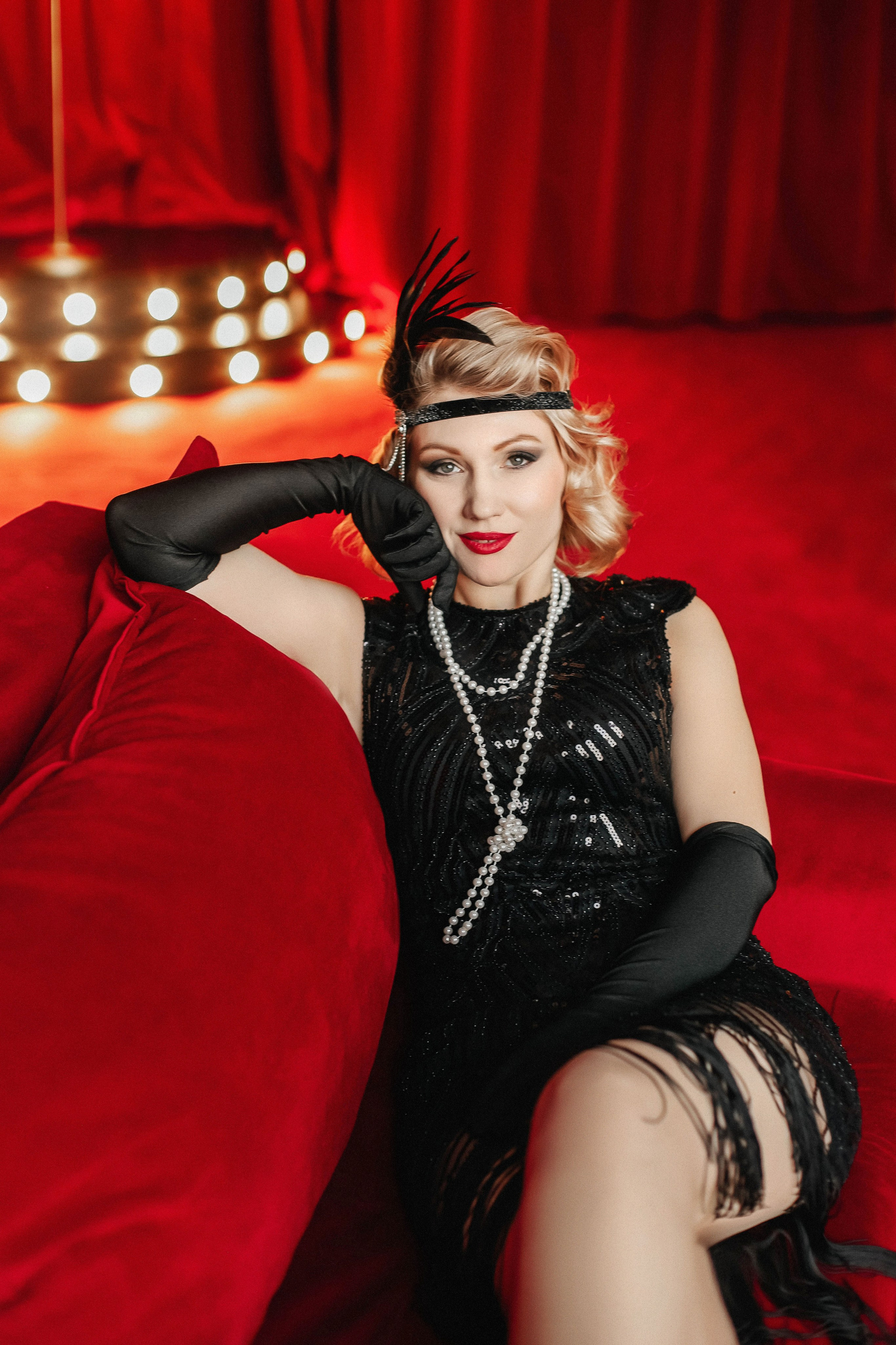 Фотосессия в стиле Гэтсби в студии Москвы. Свадебный и семейный фотограф в Москве