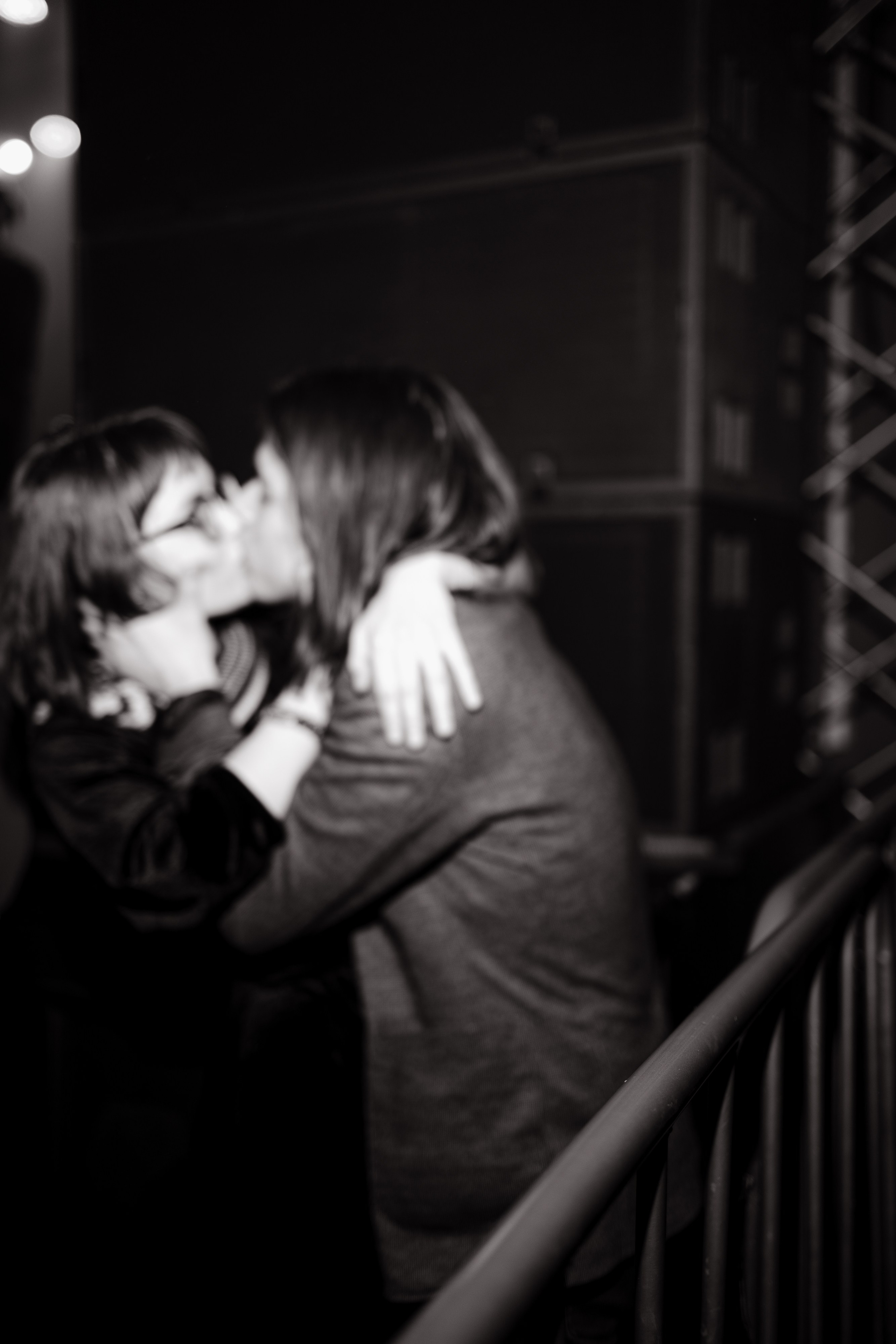 Бонд с кнопкой. Gorsvet.ph