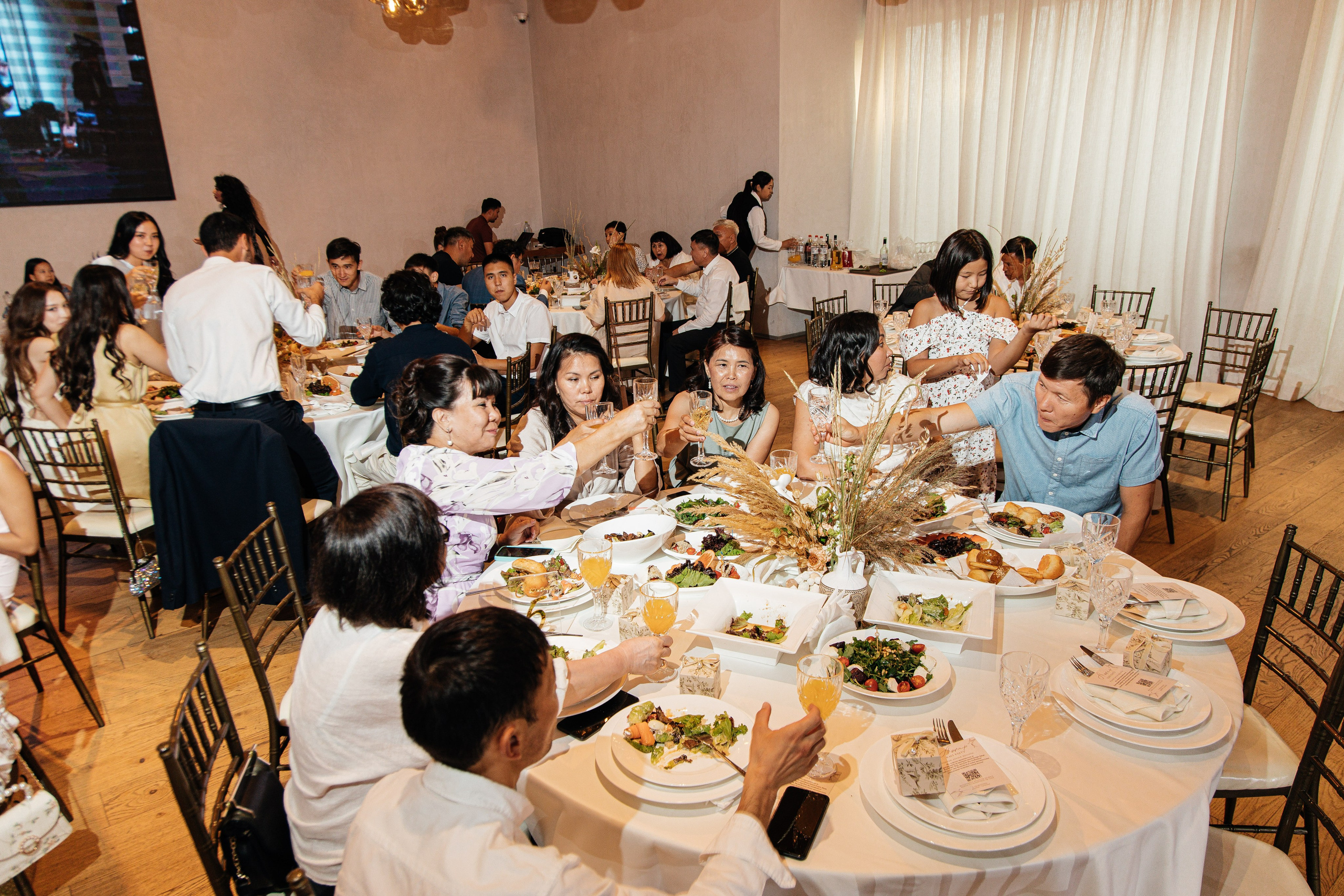 Azhar Uzatu. Свадебный фотограф Алматы