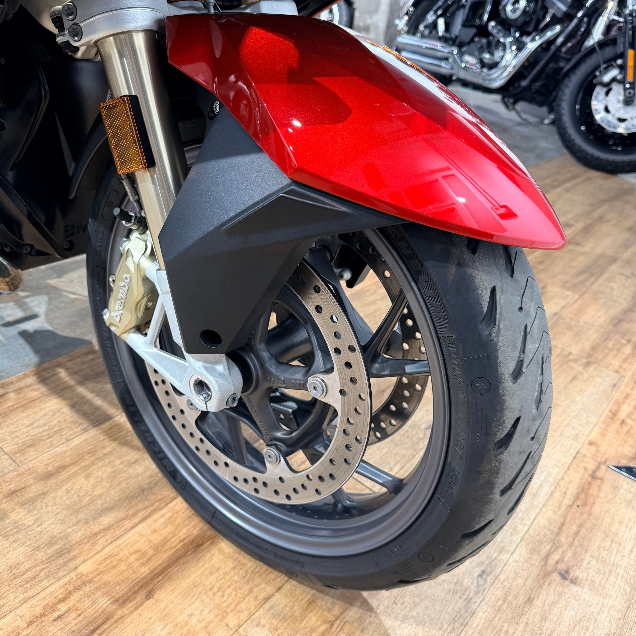 2018 BMW R1200RT Mars Red Metallic 23K (VIN *WB10*5398). Hello Davidson, Москва. Только хорошие мотоциклы…