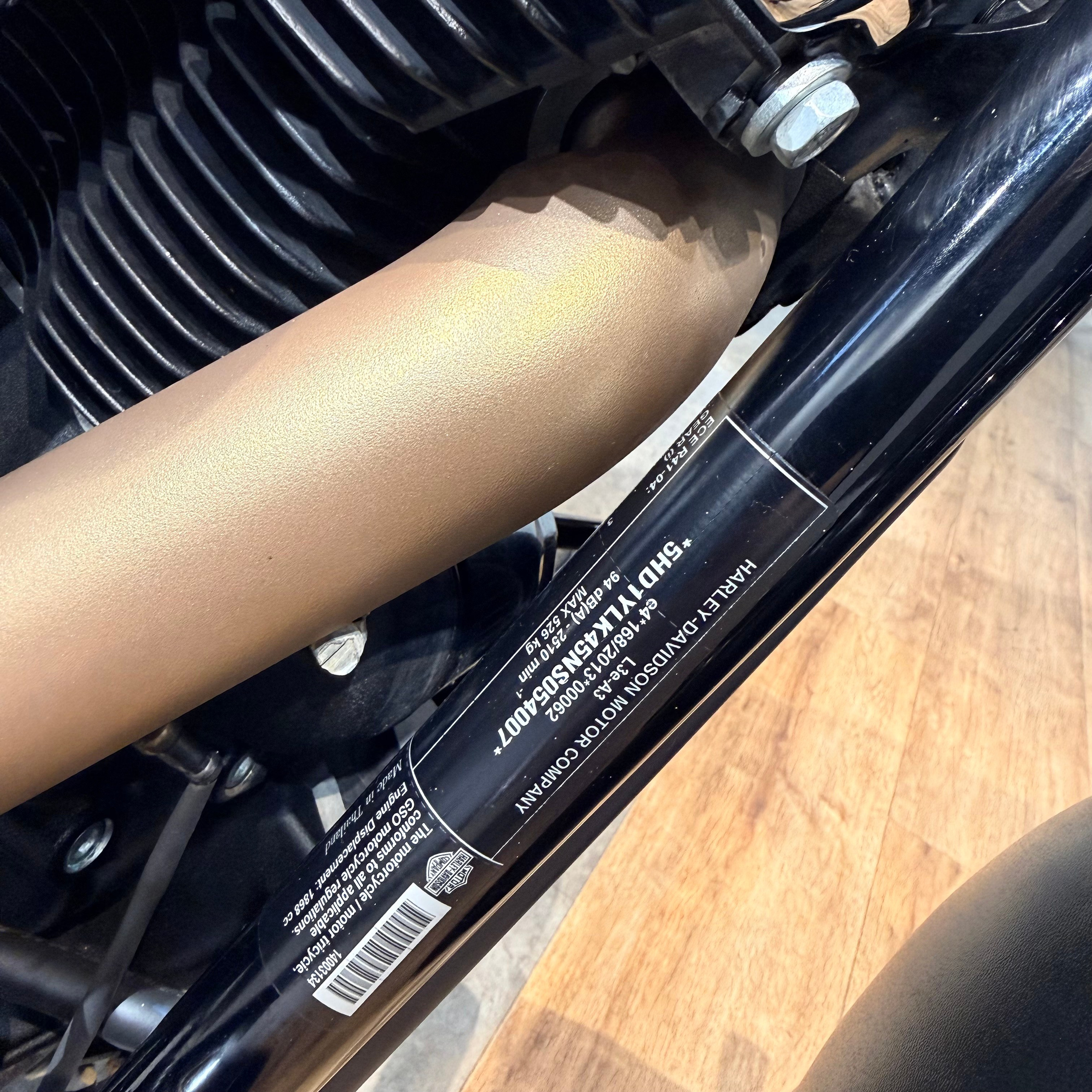 2023 HD FAT ВОВ 114 Vivid Black Nаrdо Gray (VIN *5НD*4007). Hello Davidson, Москва. Только хорошие мотоциклы…