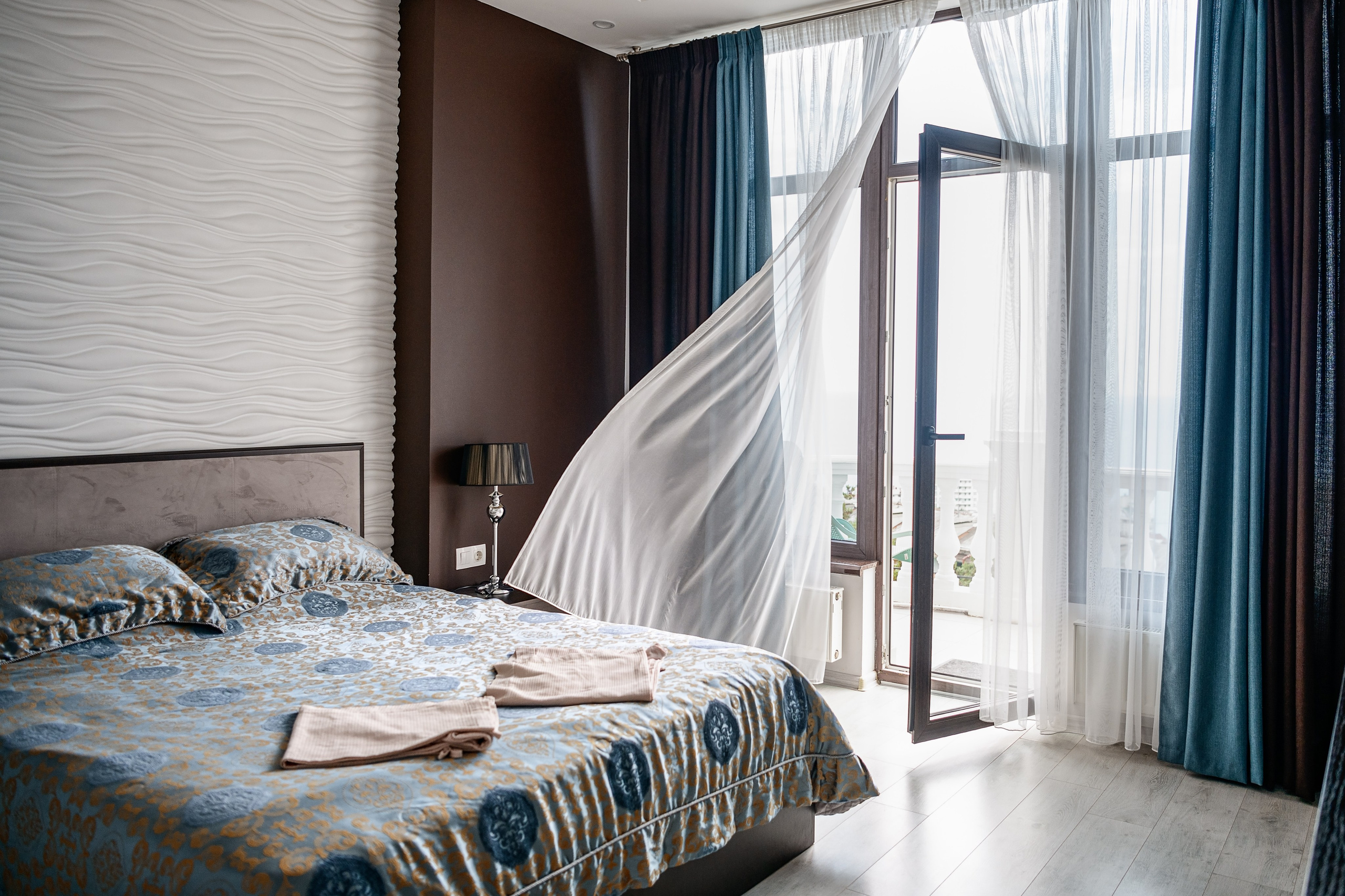 Фотосъёмка отелей, гостевых домов, апартаментов. Семейный и бизнес-фотограф в Феодосии Кракос Юлия