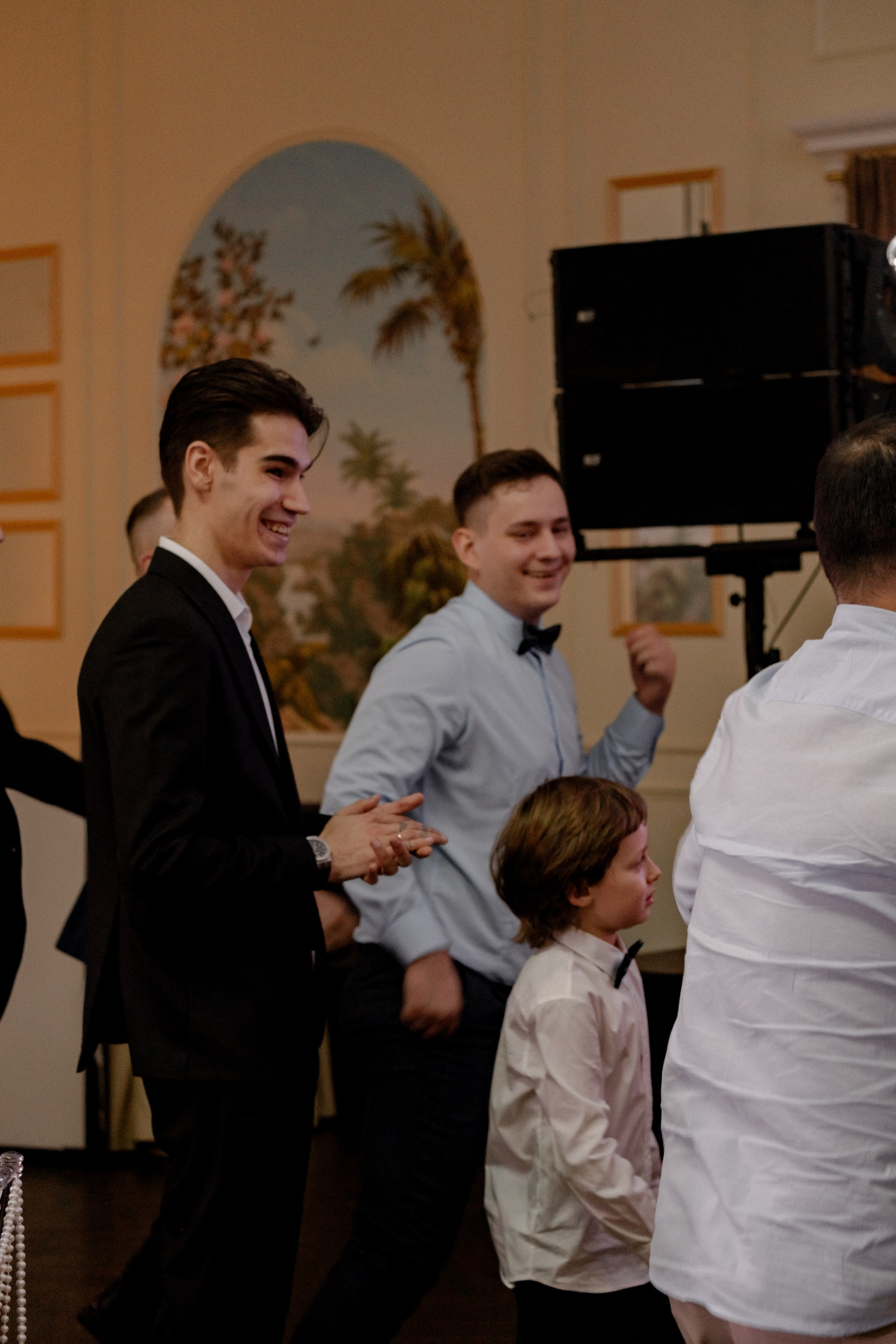 СВАДЕБНЫЙ БАНКЕТ (СНЯТО В СИБИРЕ В НИЖНЕВАРТОВСКЕ). Профессиональный фотограф, Санкт-Петербург — Виктория Богомолова