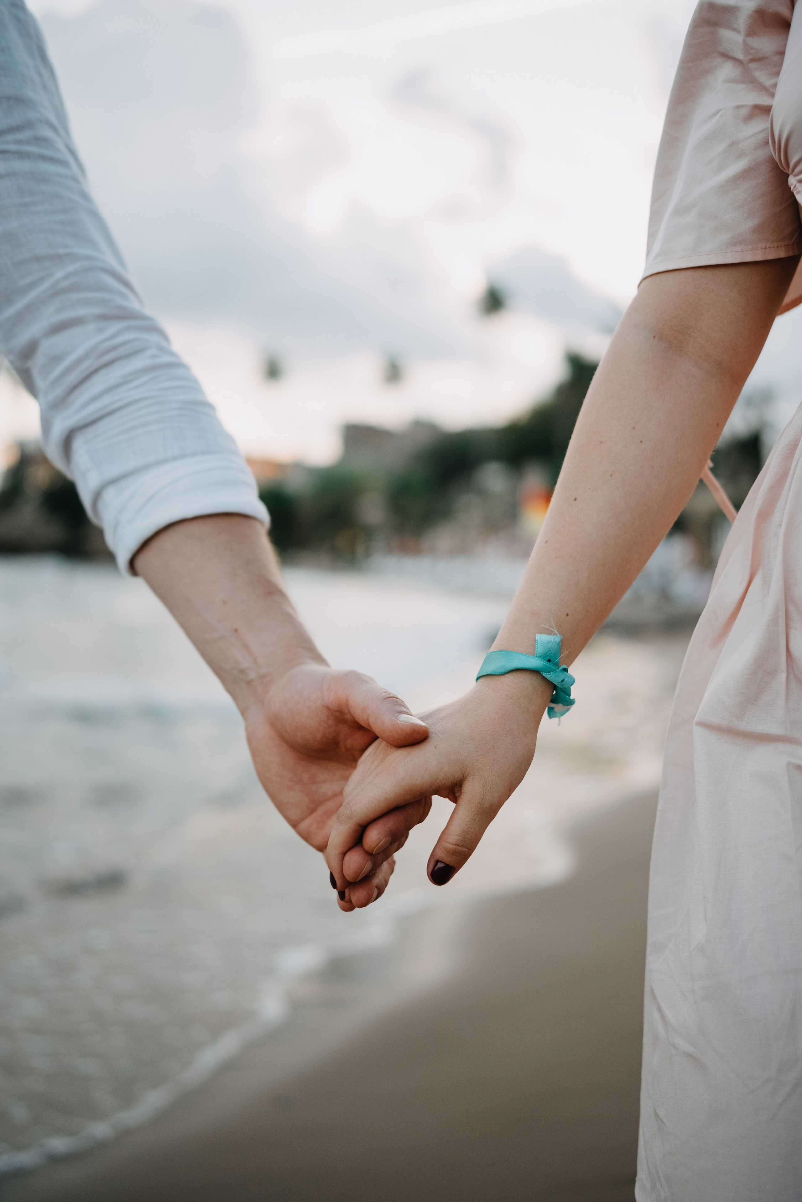 Съемка пары на море. Портретный и свадебный фотограф в Тбилиси • xeniqo