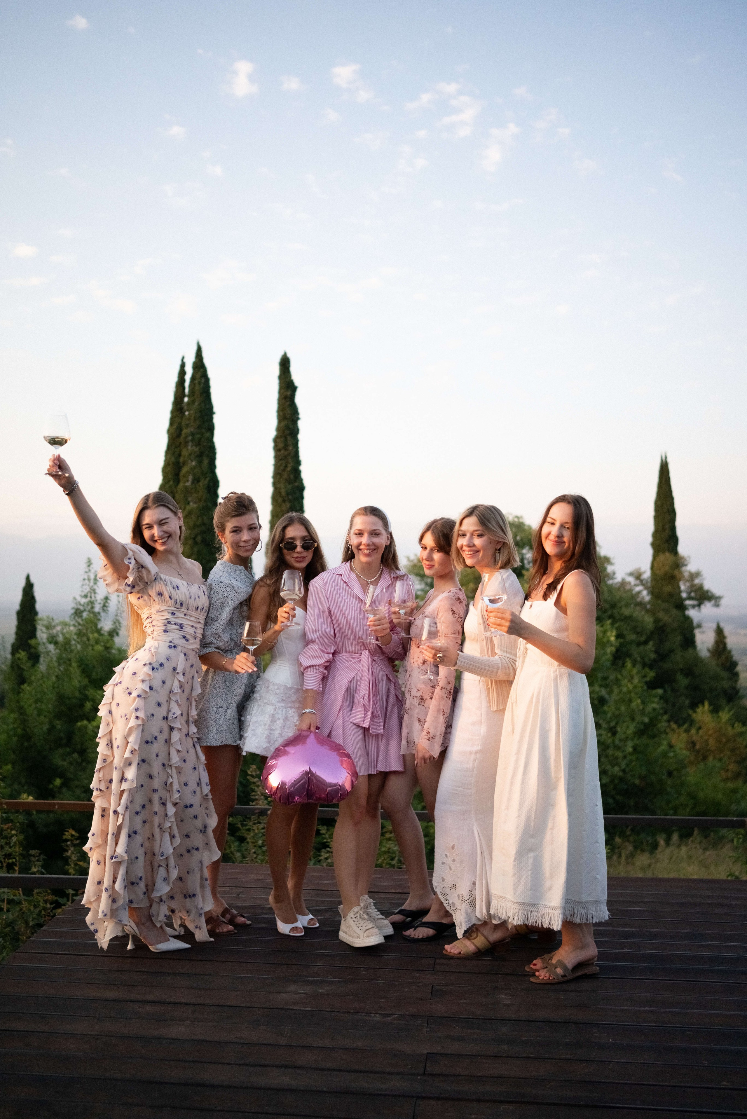 Девичник в отеле. Портретный и свадебный фотограф в Тбилиси • xeniqo