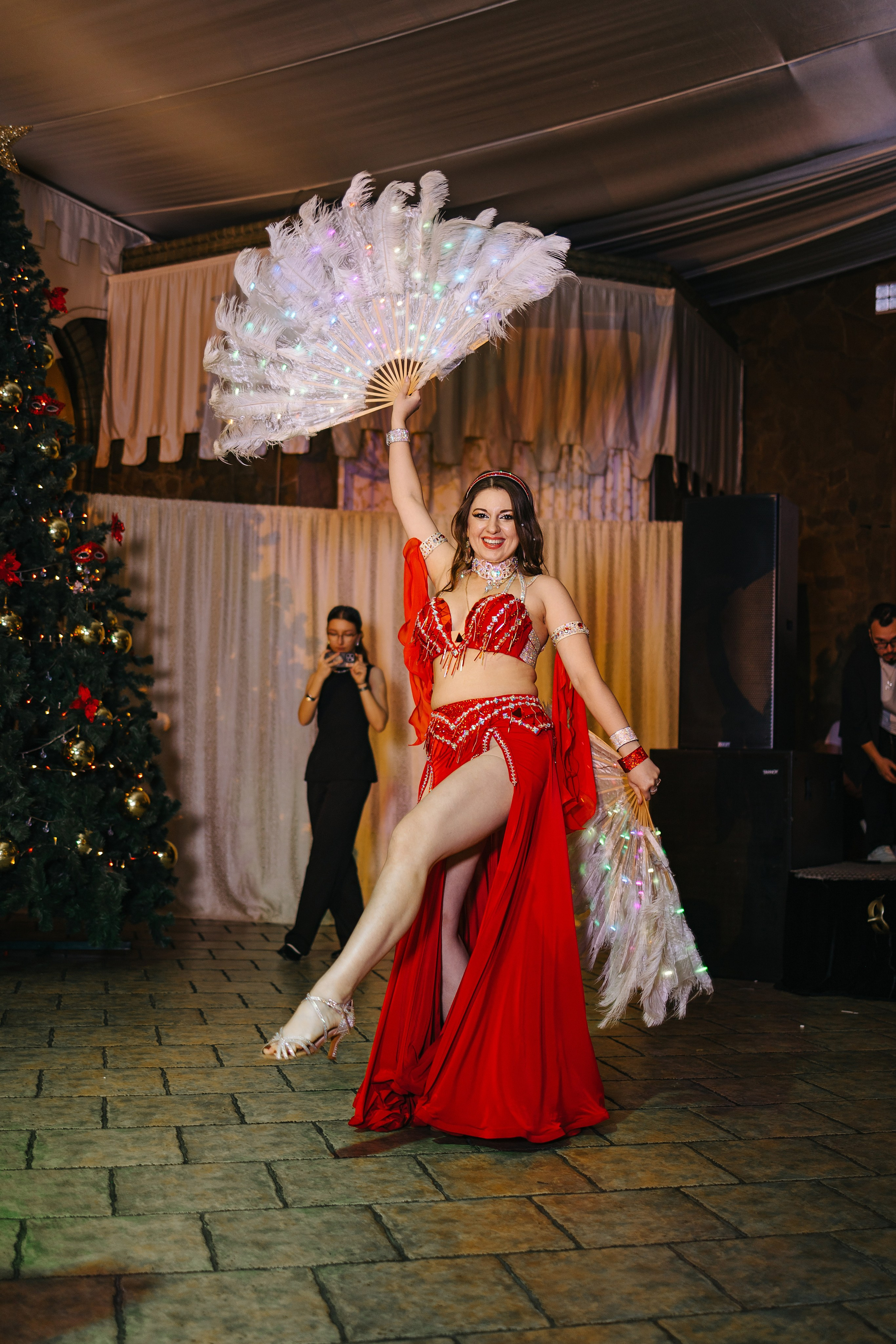 Новый год в «Айвенго» 2026. Александр Антонов. Профессиональный свадебный, репортажный фотограф в Москве, Подольске. Фото+Видео на любой праздник