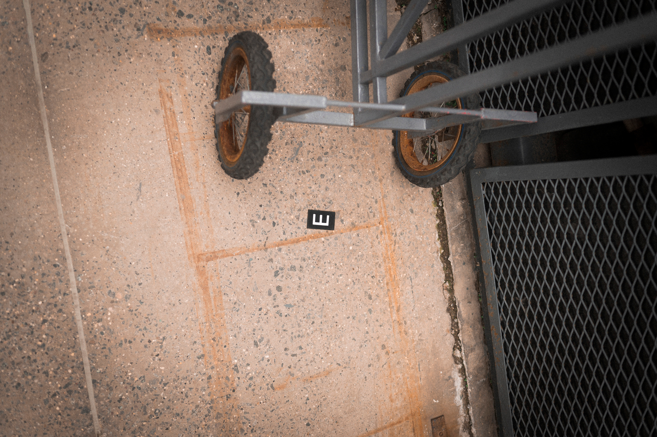 Random, 1. Kartascheff