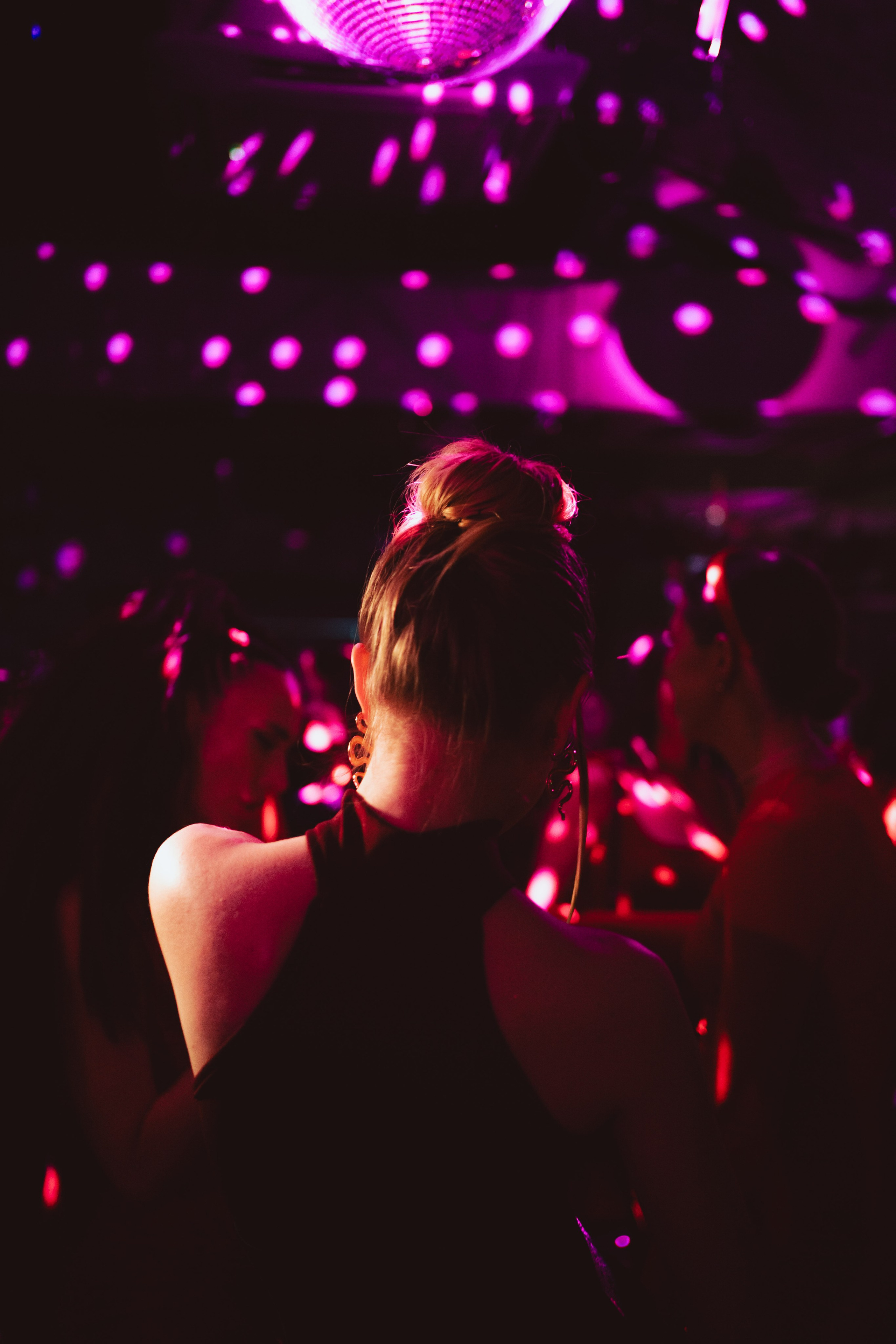 SO STRIP // Woman's moment. Репортажный фотограф в Казани Виктория Трунова