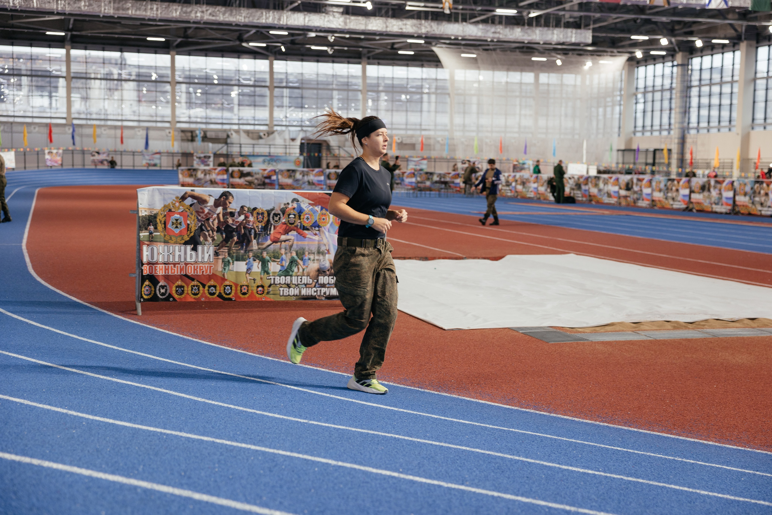 Манеж соревнования. Фотограф Крохин Олег