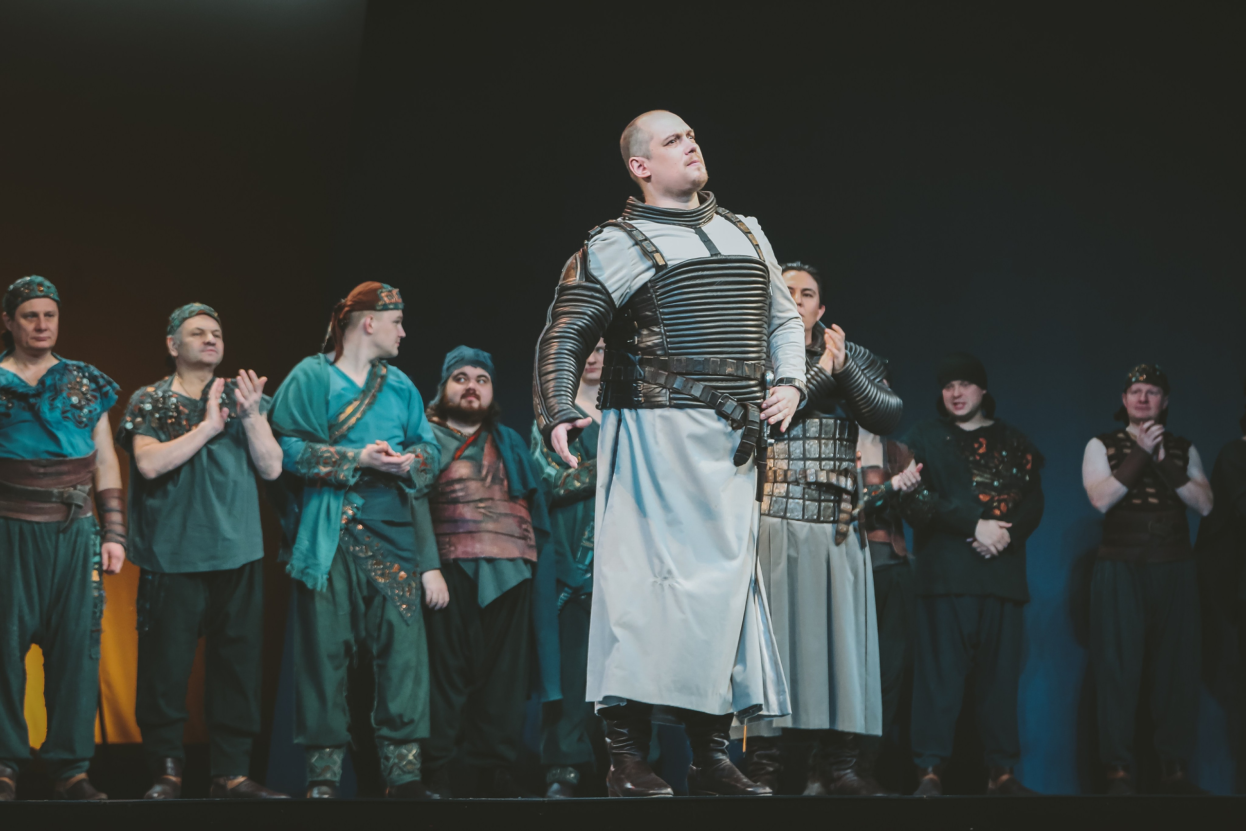 «Трубадур» Верди в Новой опере. Дарья Письменюк / Darya Leitstern — фотограф, музыкант, журналист, путешественник