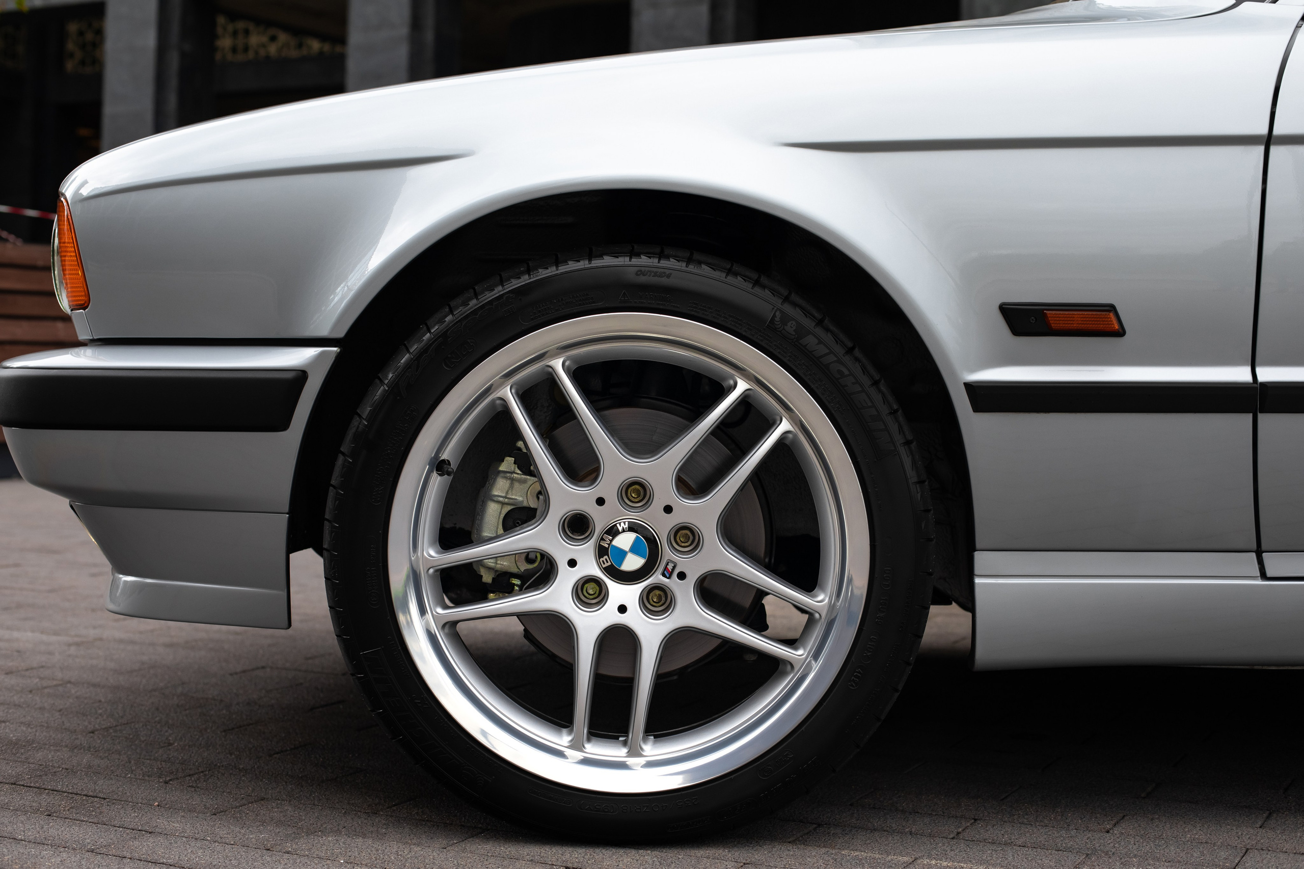 BMW E34. Автомобильный фотограф в Москве Андрей Емельянов