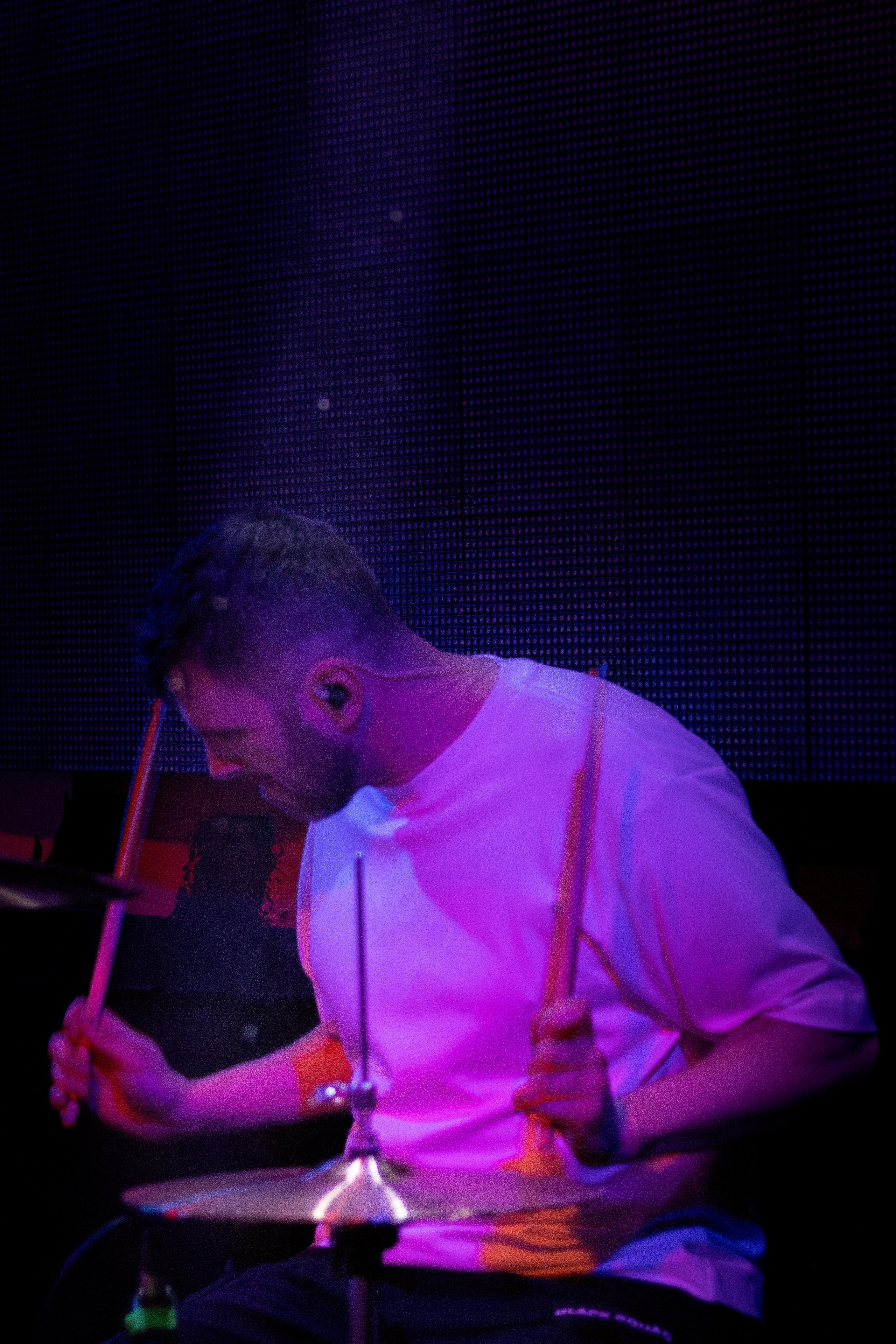 “Yuzhny Dvizh” (Southern Drive): Arkany (Arcana), Crocodile Spears, Donera, Gabarit (Dimensions) at Diesel Hall, Voronezh. Photographer Natalia Mershina
