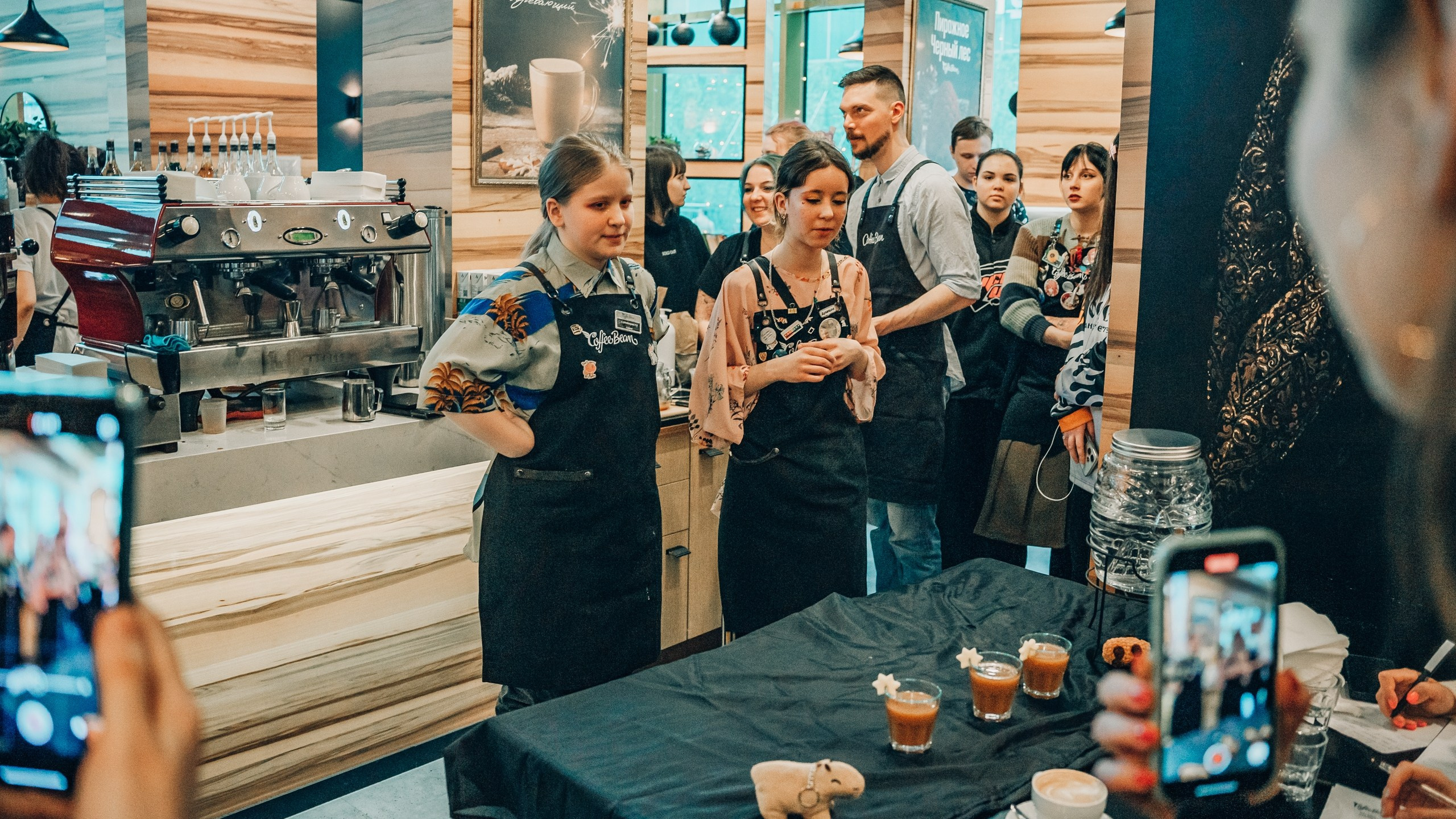 Соревнования в CoffeeBean 2024. Контент-фотограф в Москве Тима Забабурин