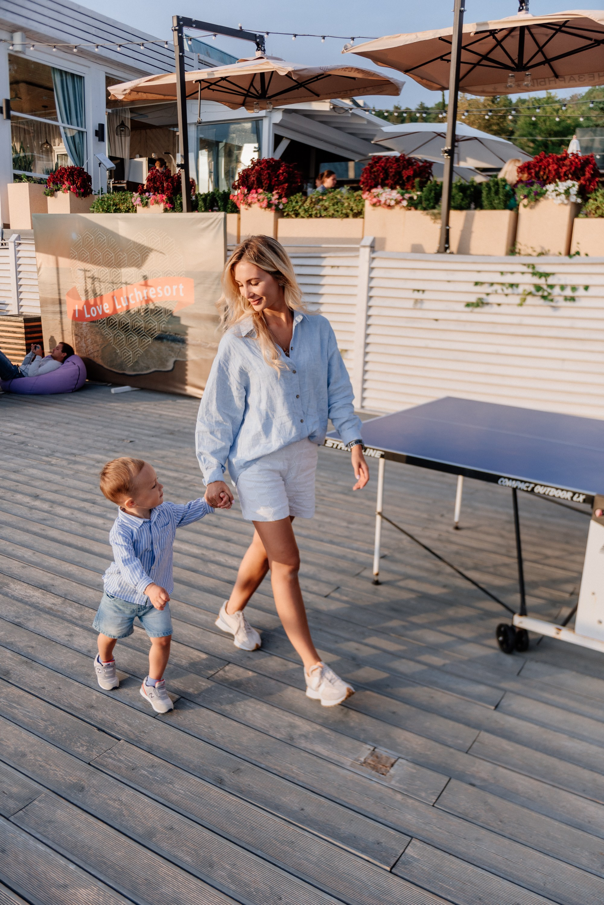 Family photoshoot in Batumi. Fedor Lemeshko — Destination Wedding and Family Lifestyle photographer