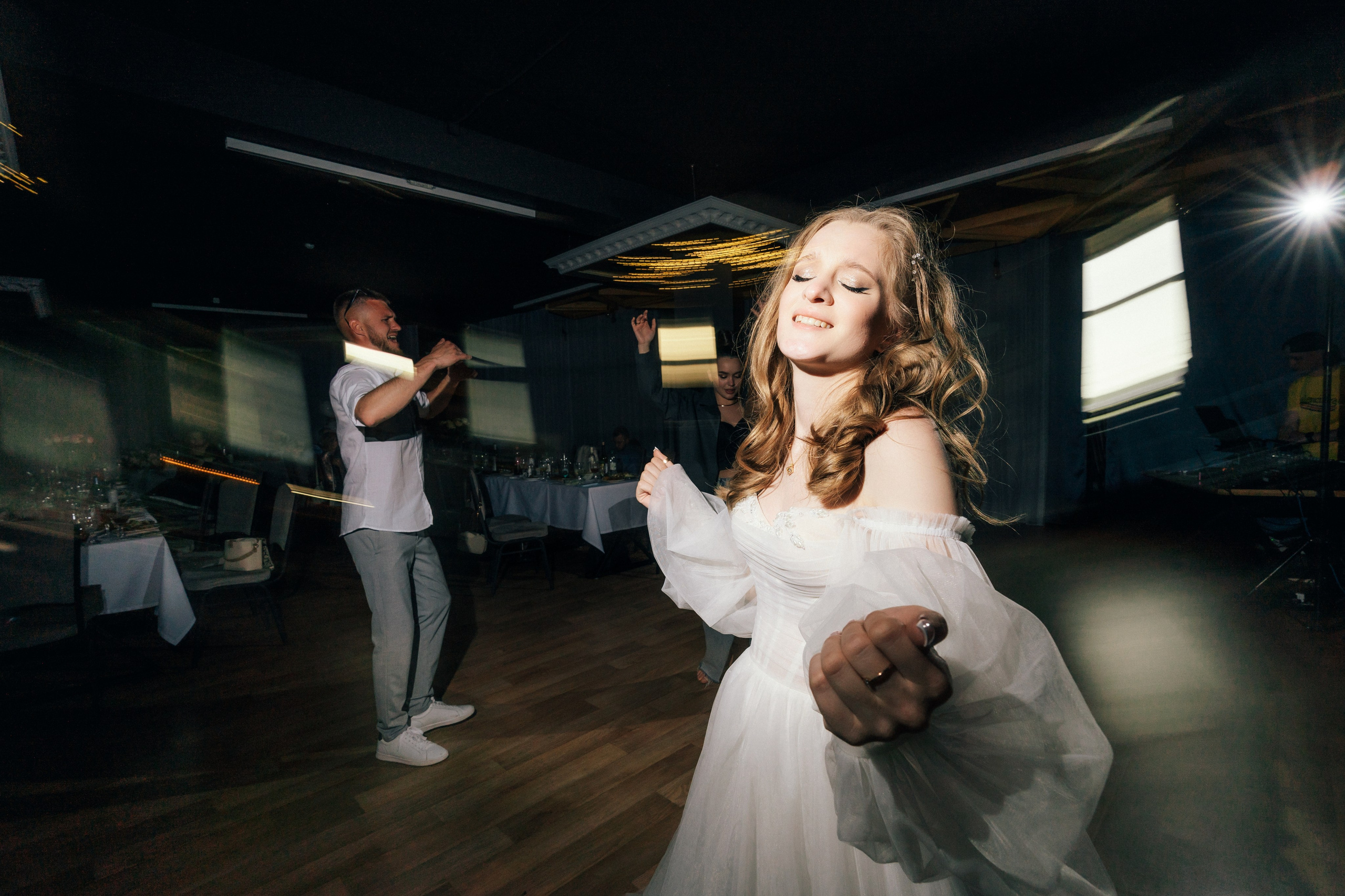 Красный кабриолет. Фотограф Ангарск Иркутск Ксения Король