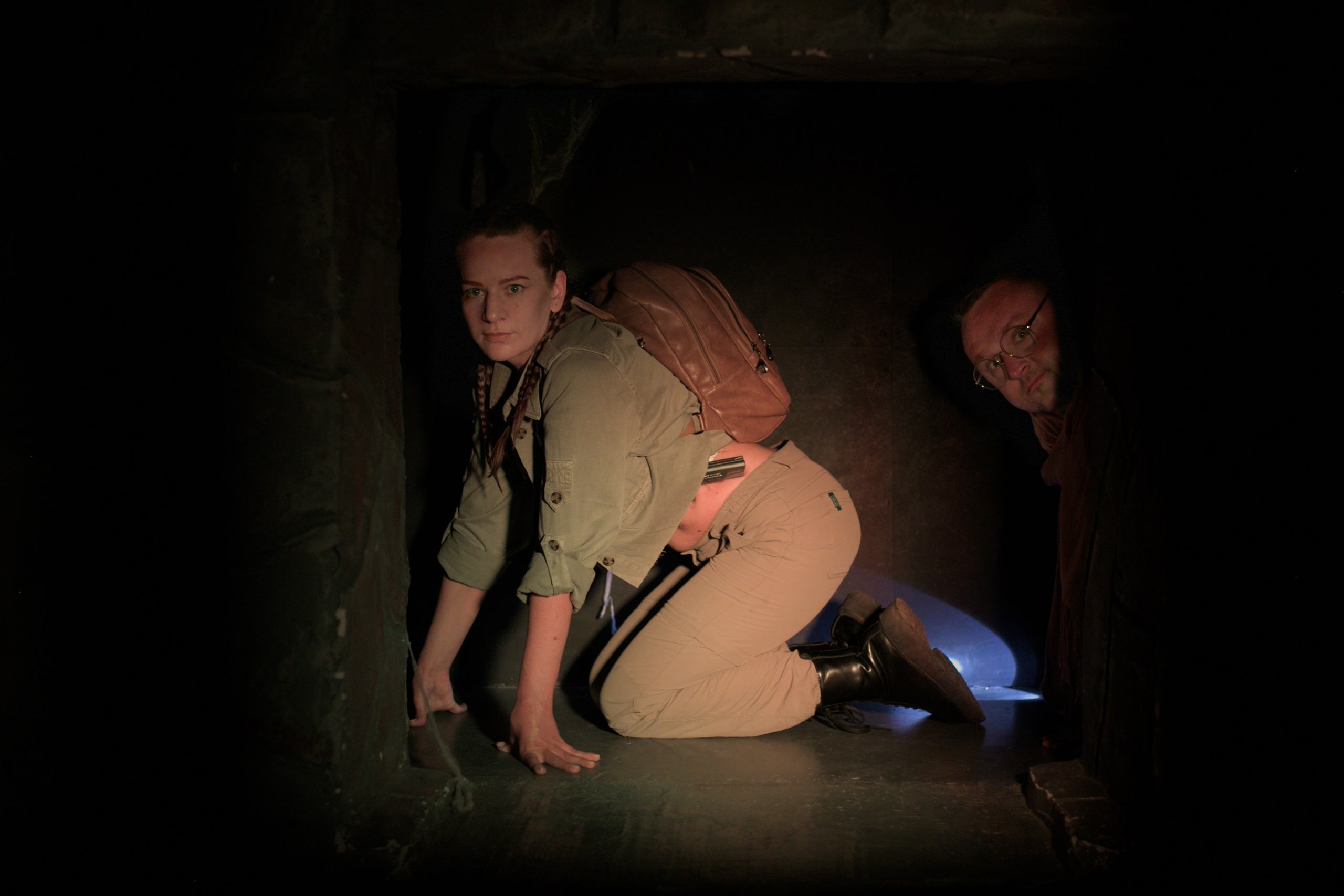 Фотосессия «Как в кино: В поисках утраченной диадемы» от MarCh Photography | Пермь. Погрузитесь в приключение, где вы — главный герой. MarCh Photography — Фотограф в Перми