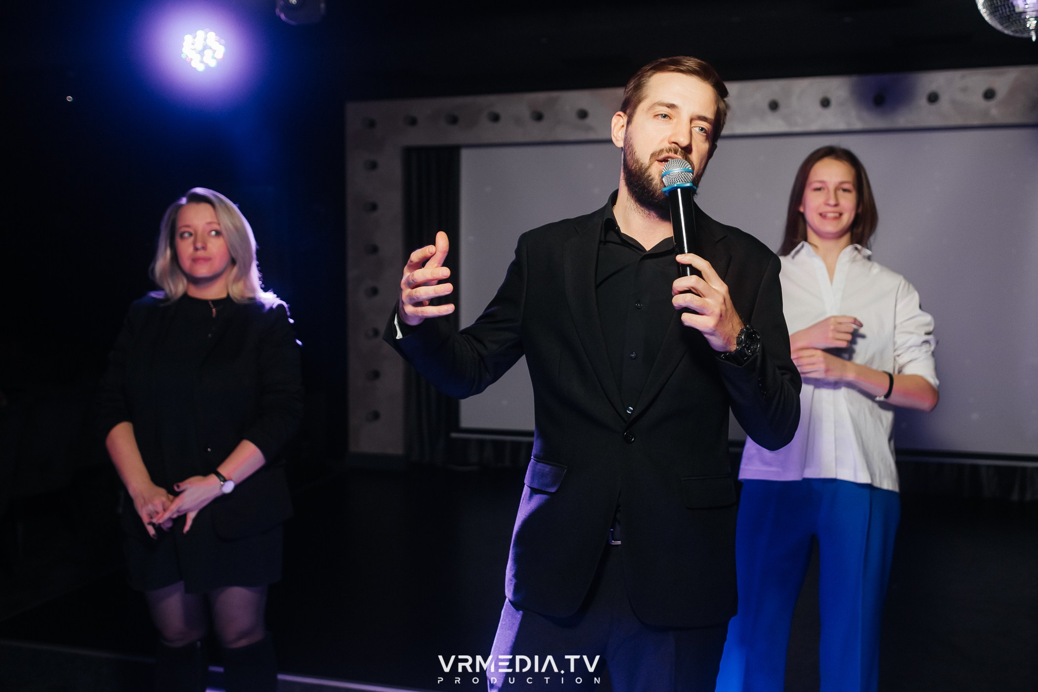 Выходные в караоке-баре «Volna»