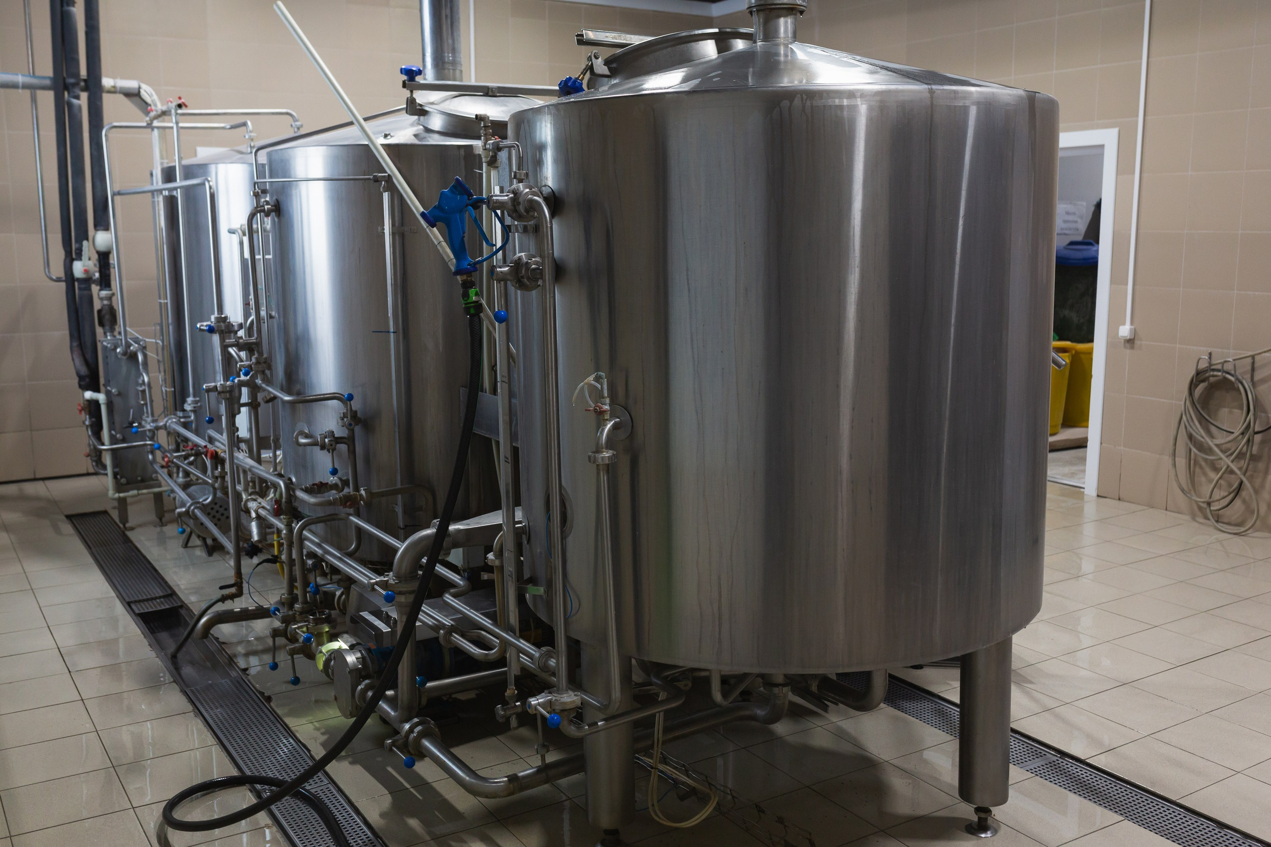 Фотографии с производства. Roman — Репортажный фотограф в Новосибирске