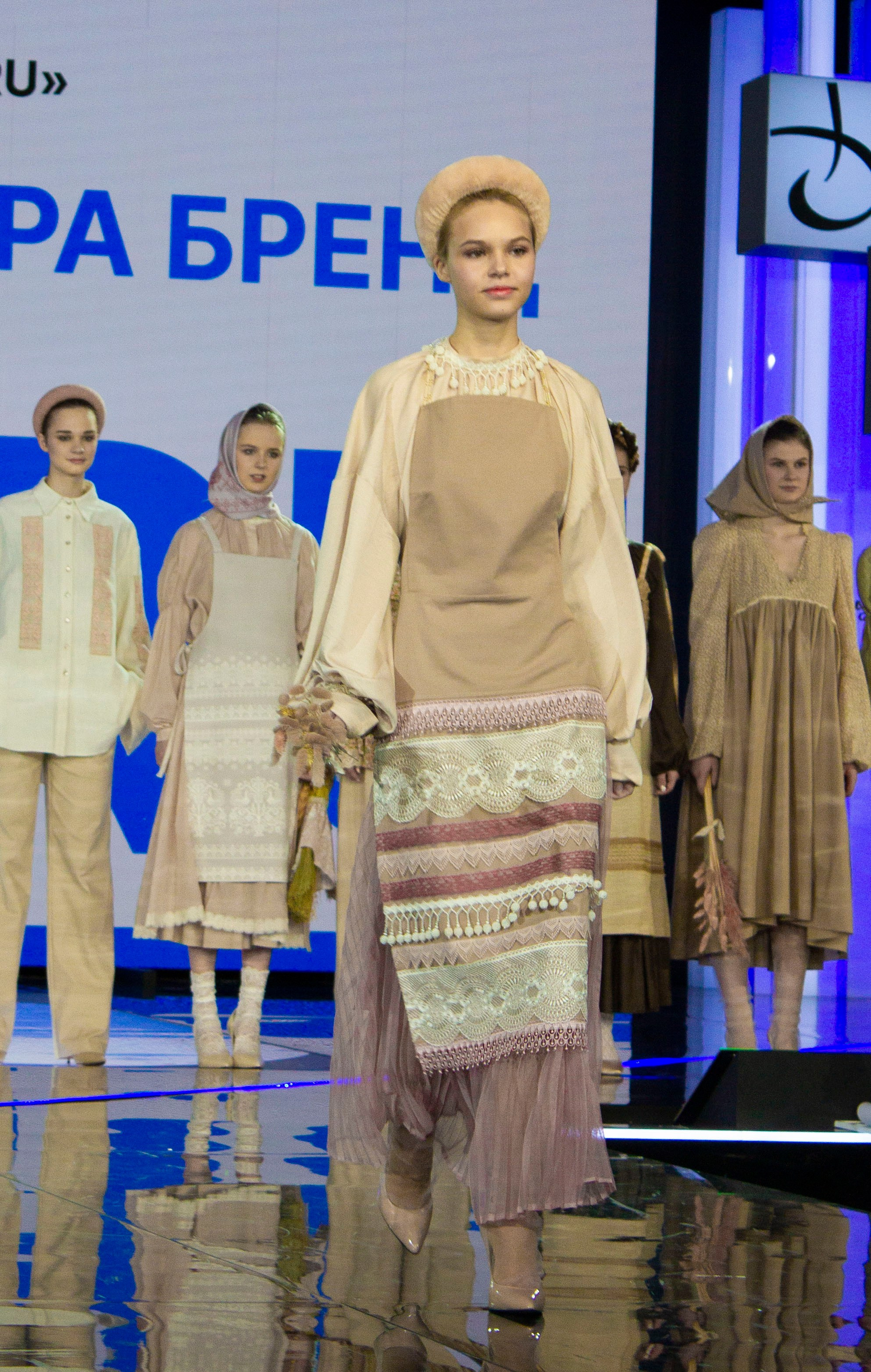 КОНКУРС МОЛОДЫХ ДИЗАЙНЕРОВ «ТОЧКА RU». Репортажный фотограф в Москве Кащеева Анна