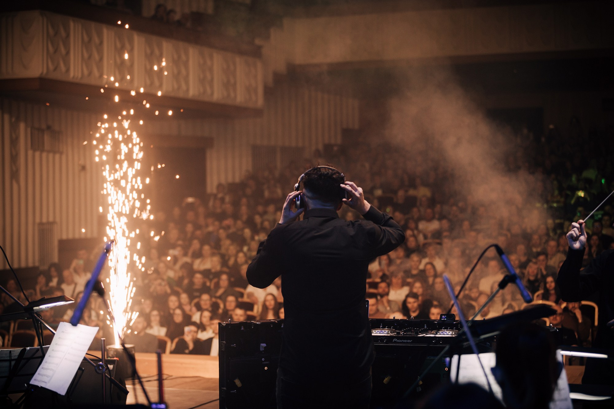 Концерт DJ Илья First. Свадебный фотограф Челябинск, Екатеринбург, Курган — Виктор Слуднов