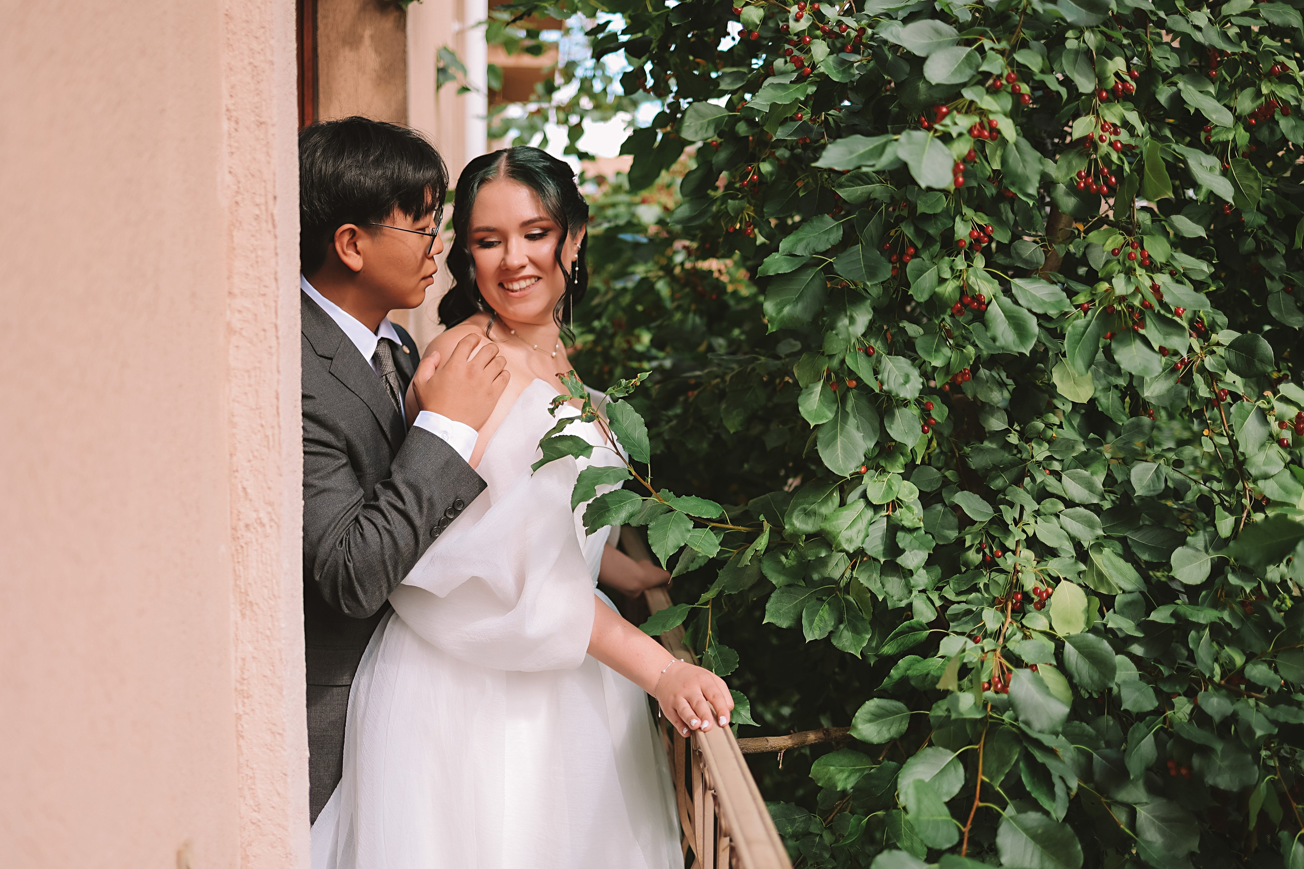 Айвазовский и парк дружбы народов. Семейный фотограф Тюмень, фотограф на роды Салмина Мария