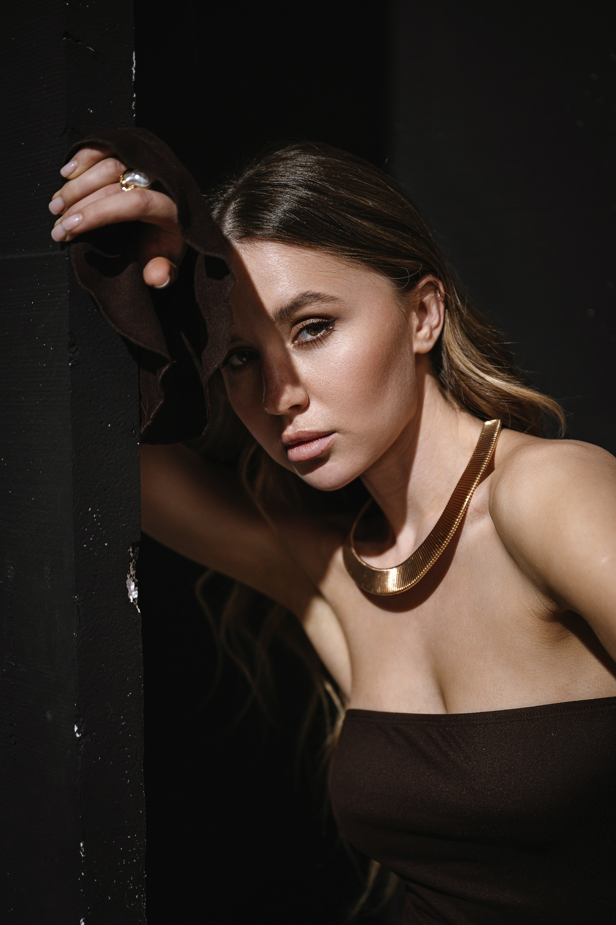 Студия. Максим Комаров — Профессиональный фотограф