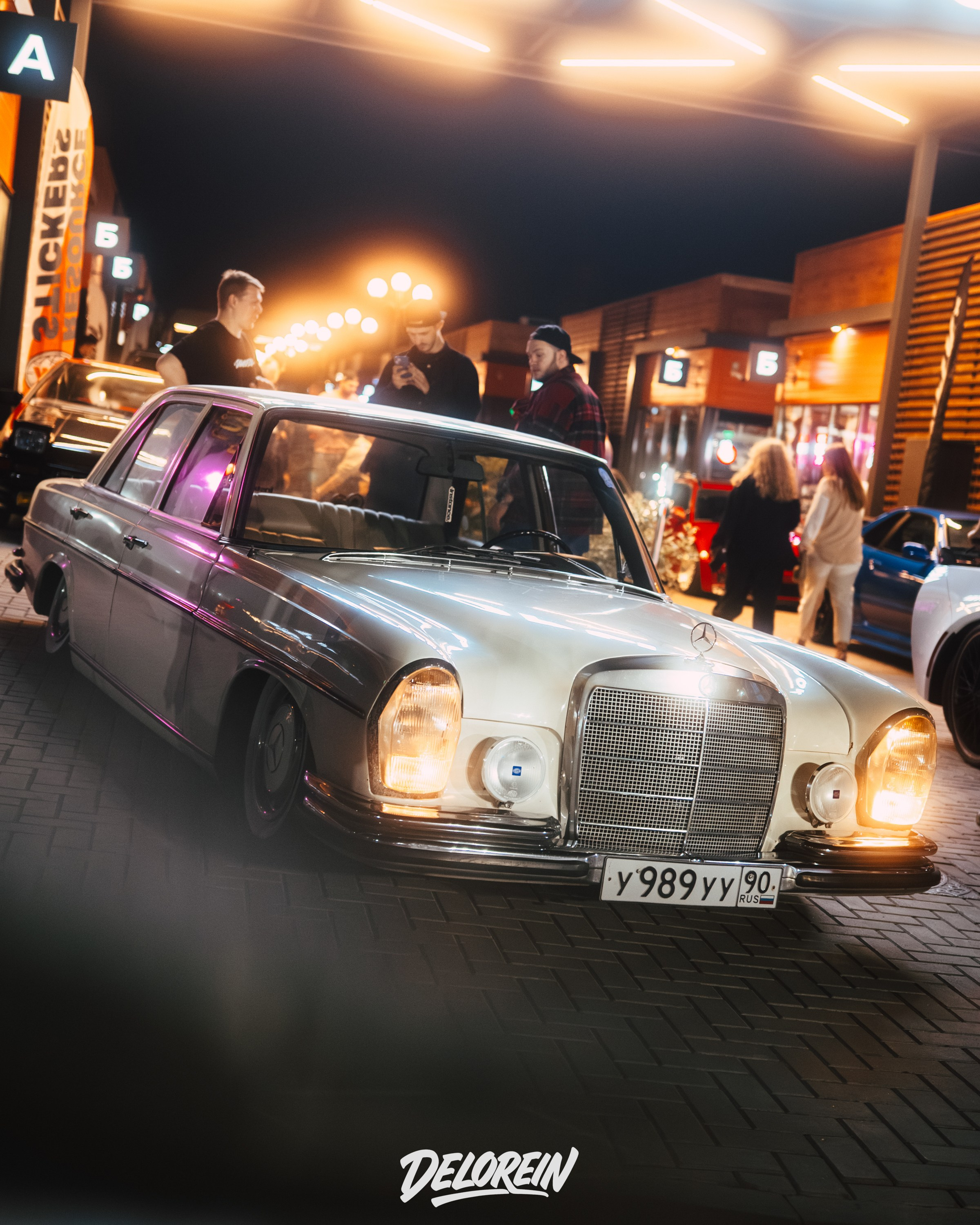 Mercedes-Benz W108 white @niko_laev. DeLorein