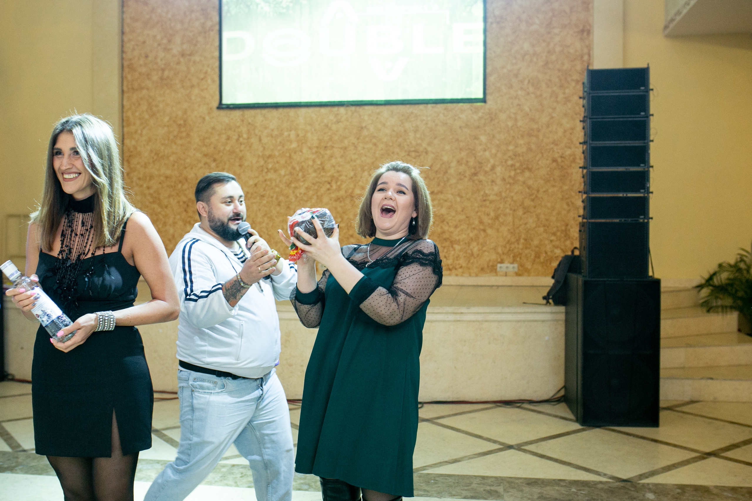 Корпоратив Царский двор. Фотограф в Новосибирске Ася Зверева