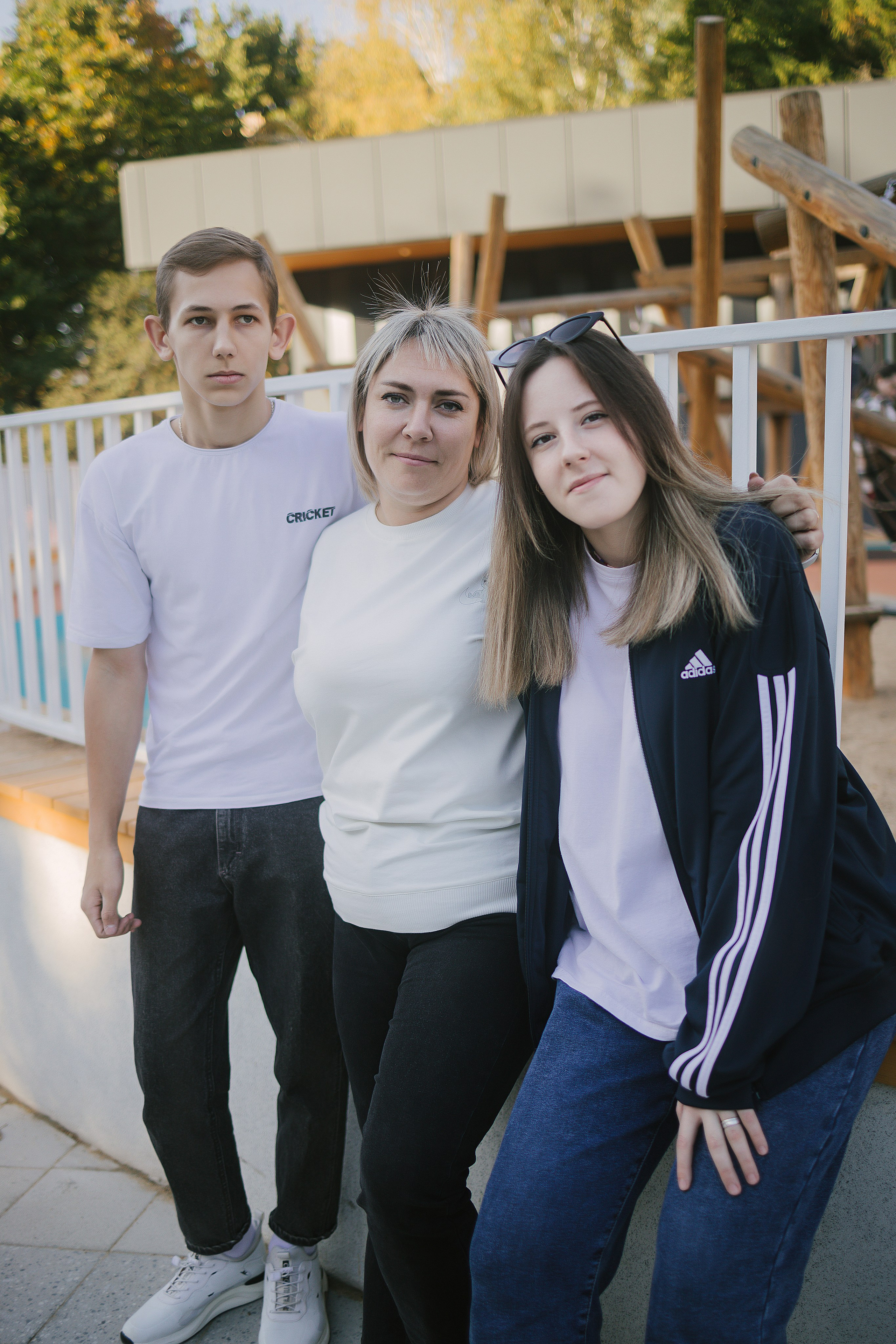 Осенняя фотосессия для выпускников 11 классов Москва. Выпускные альбомы в Серпухове