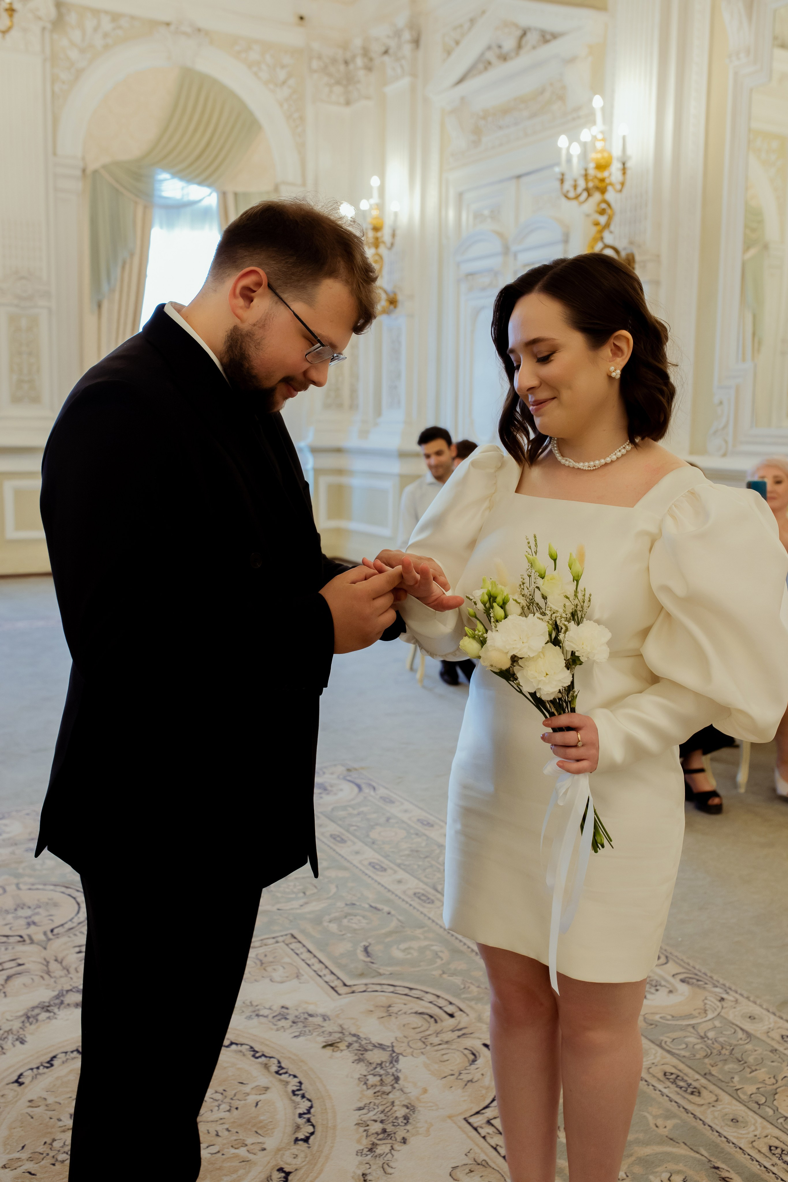 Свадебная фотосессия в первом дворце бракосочетания. Свадебный фотограф в Санкт-Петербурге Анна Суровцева