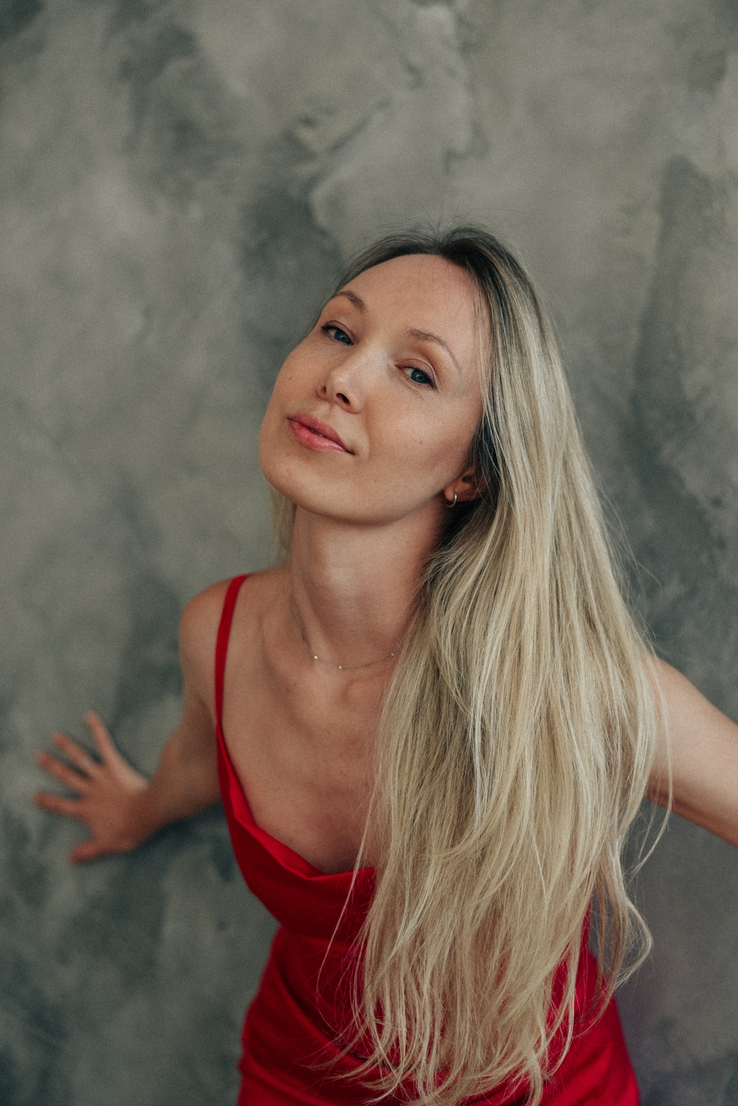 Женская фотосессия в студии. Фотограф в Москве и Королёве Сутягина Мария