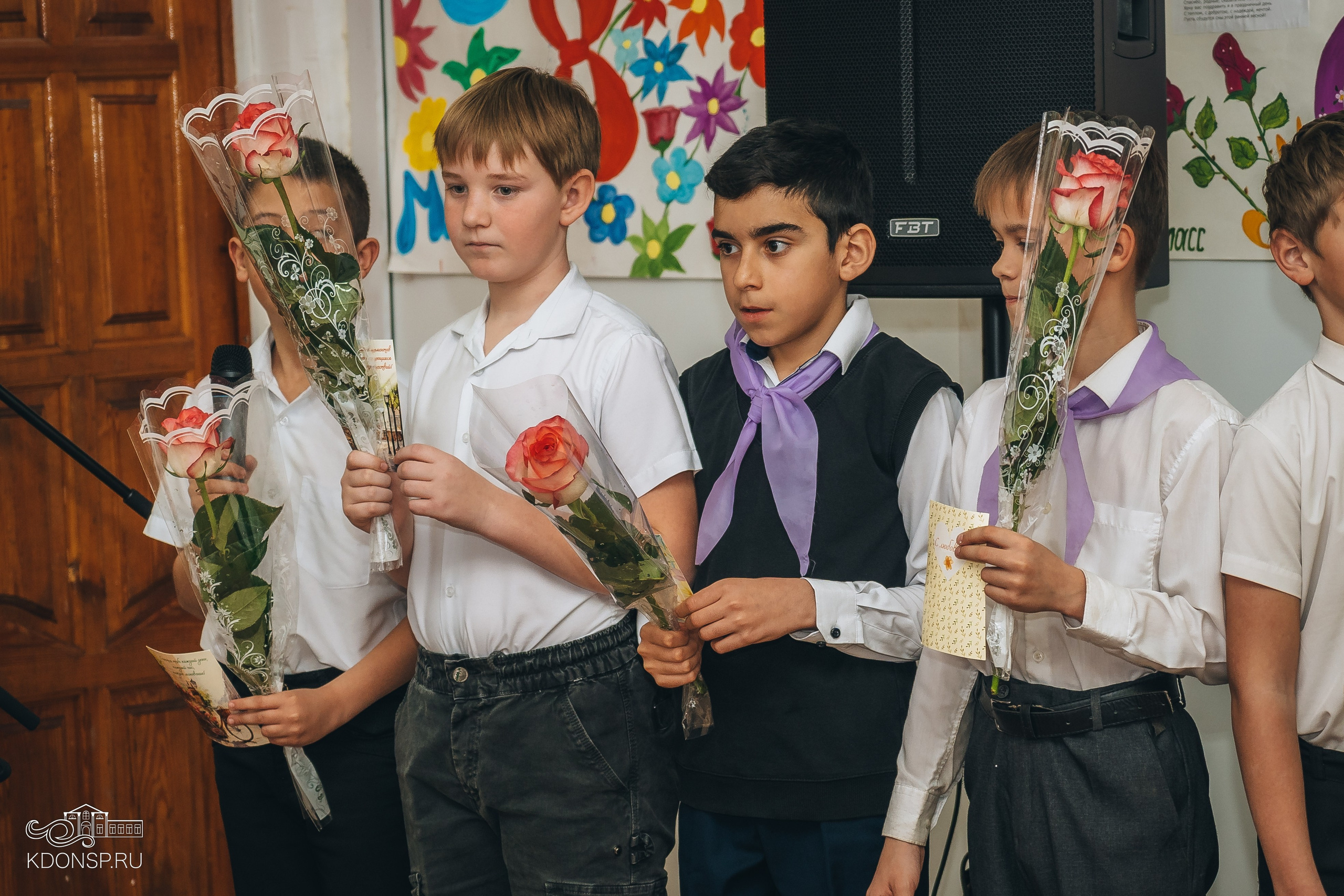 В преддверии праздника весны. Новотитаровский Дом культуры