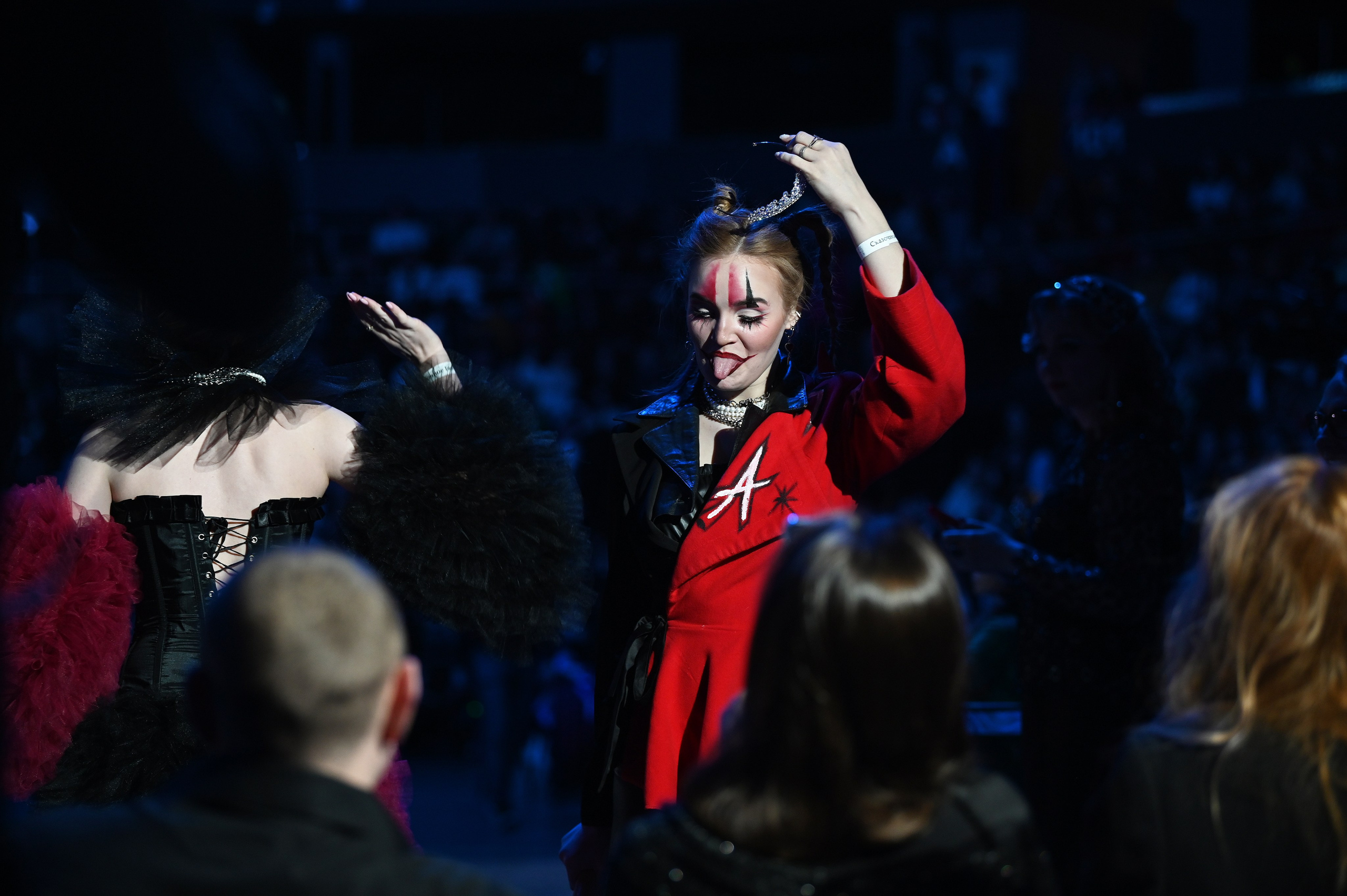 ART | FASHION | PODIUMS |SHOW