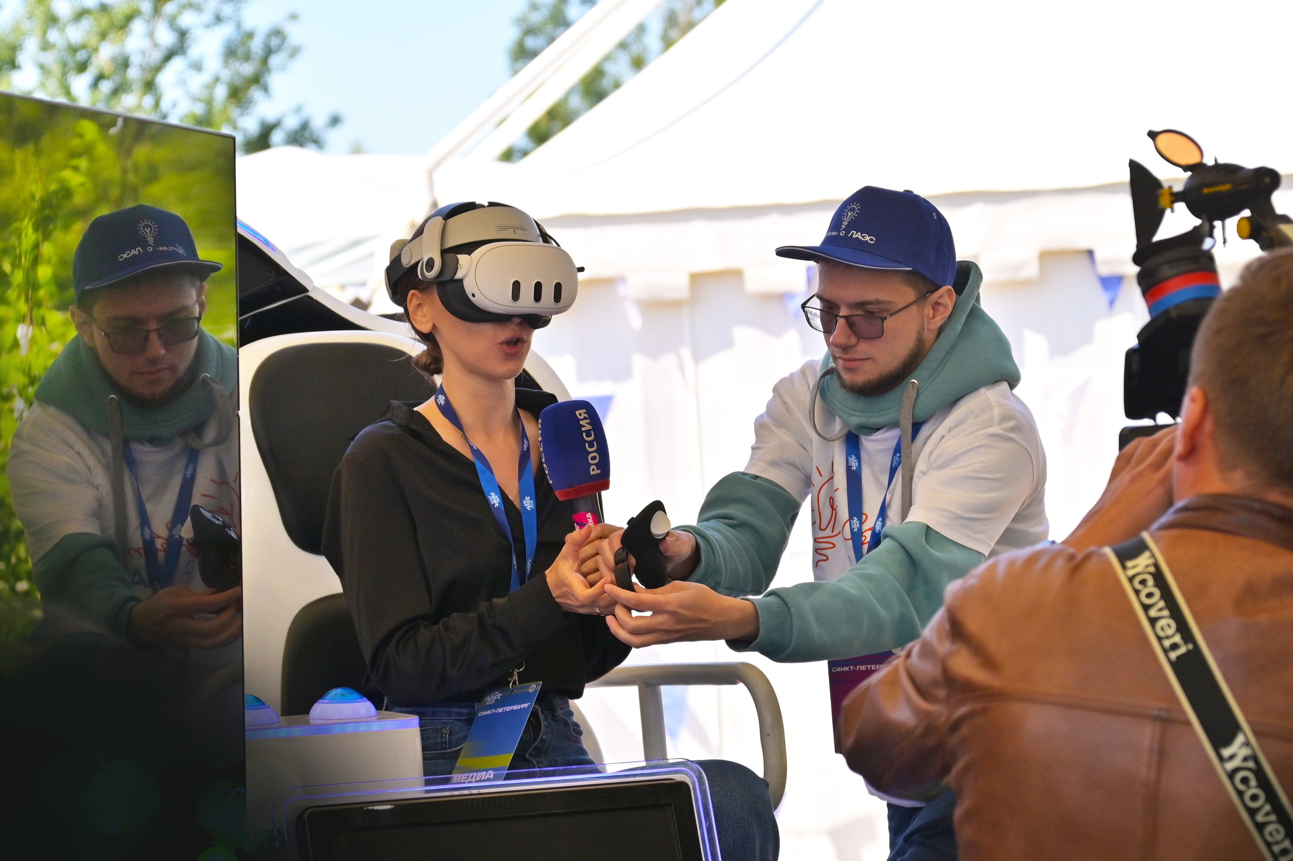 ART | FASHION | PODIUMS |SHOW