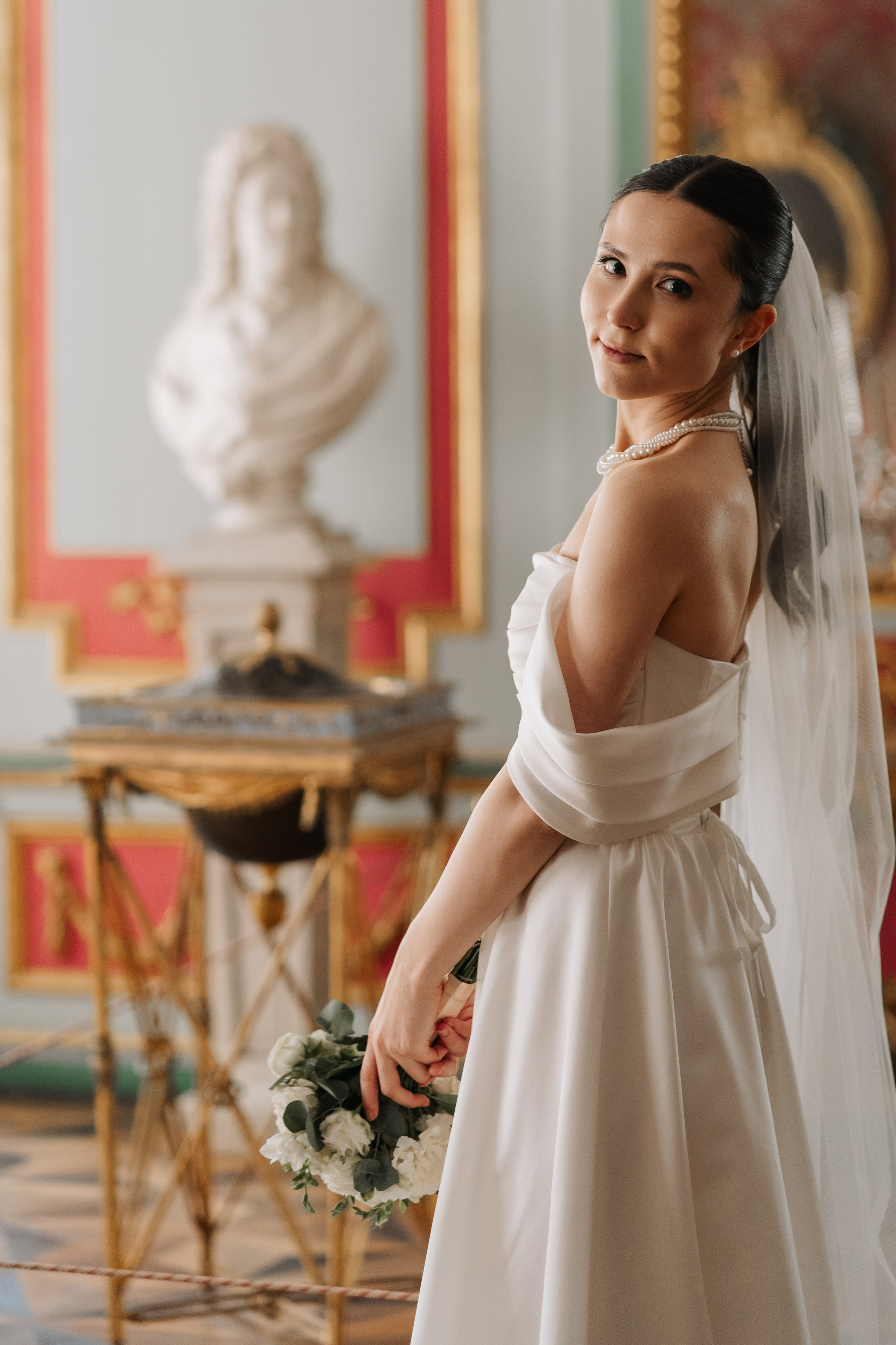 Влад и Илина в Кусково. Свадебный фотограф в Москве Анна Полушина